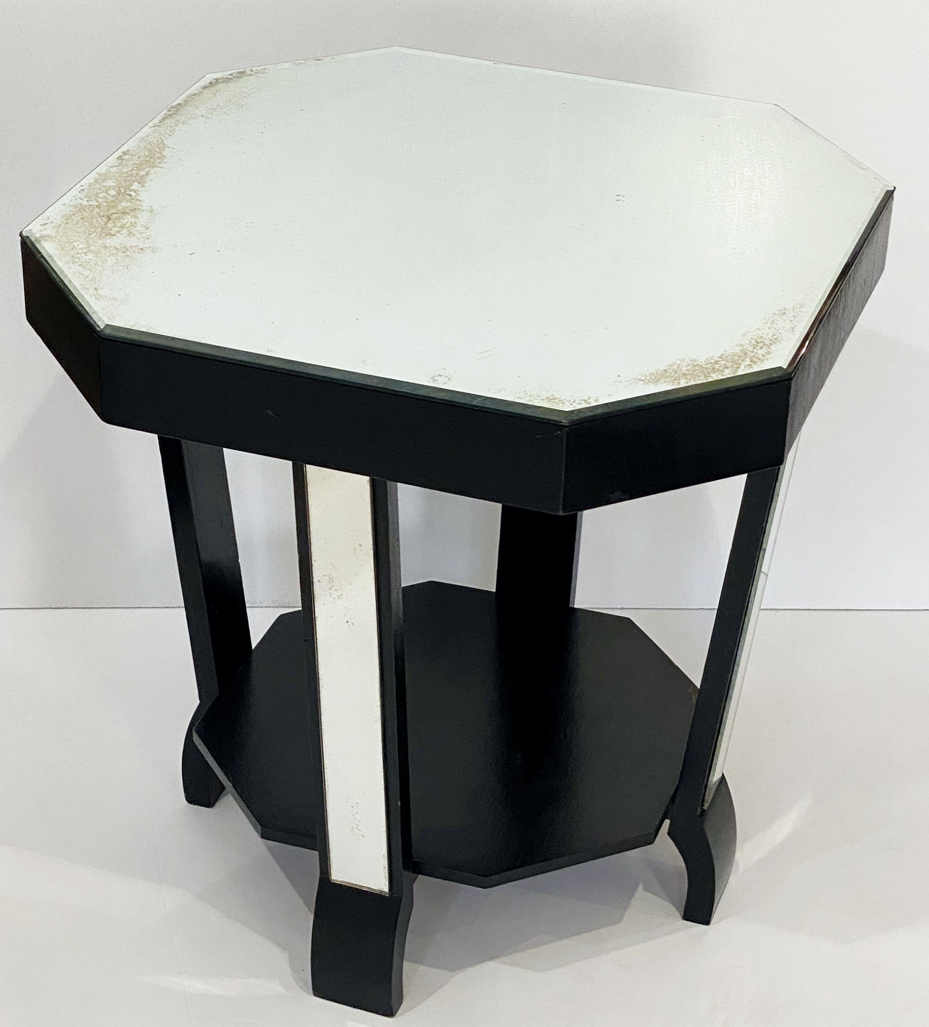 Table d'appoint ou d'appoint Art déco avec plateau en miroir d'Angleterre en vente 11