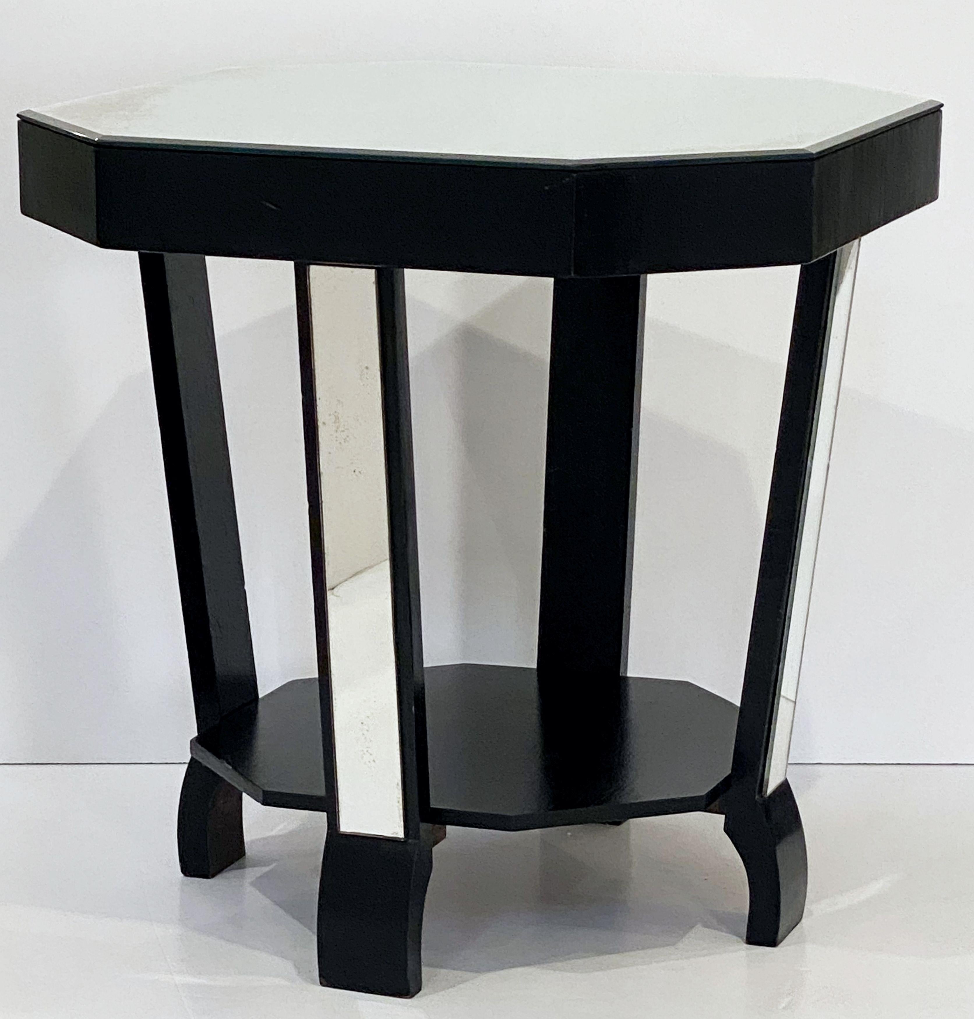 Table d'appoint ou d'appoint Art déco avec plateau en miroir d'Angleterre en vente 13