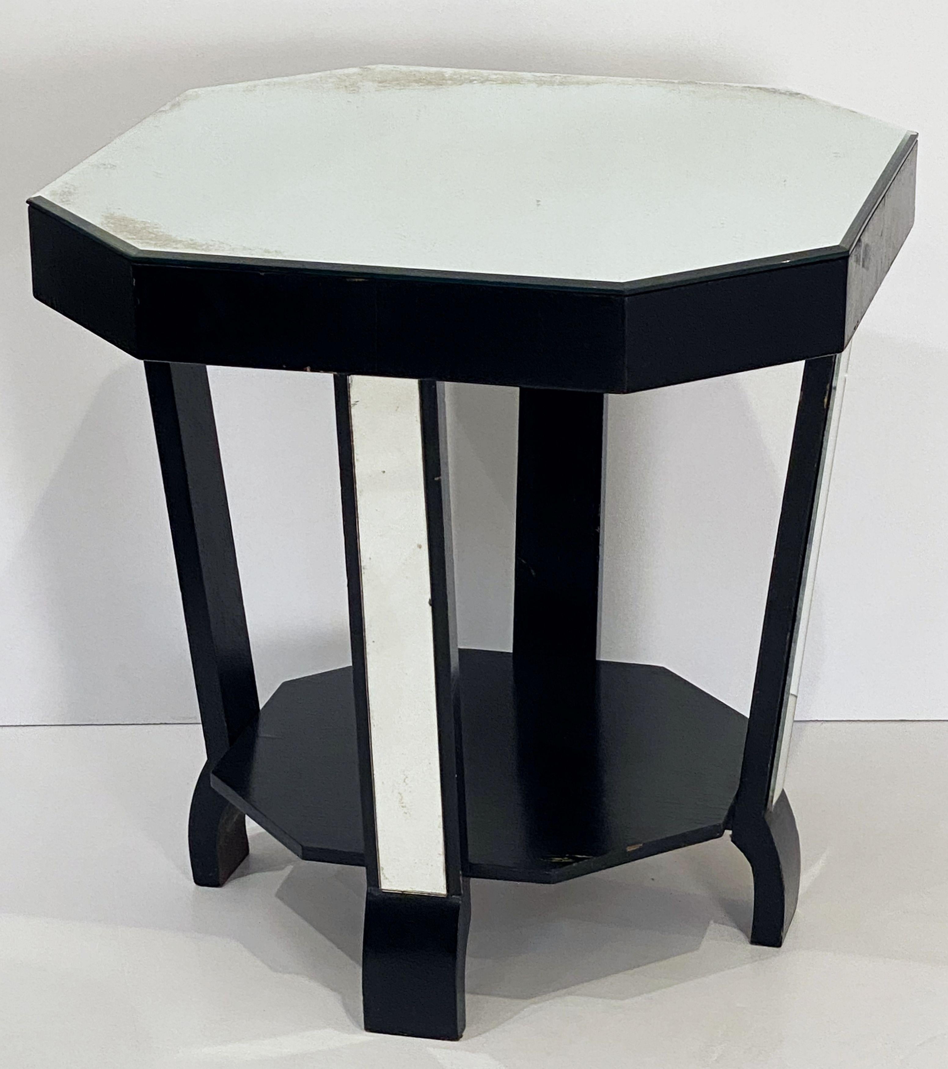 Art Deco Occasional or Side Table with Mirrored Top from England For Sale 2
