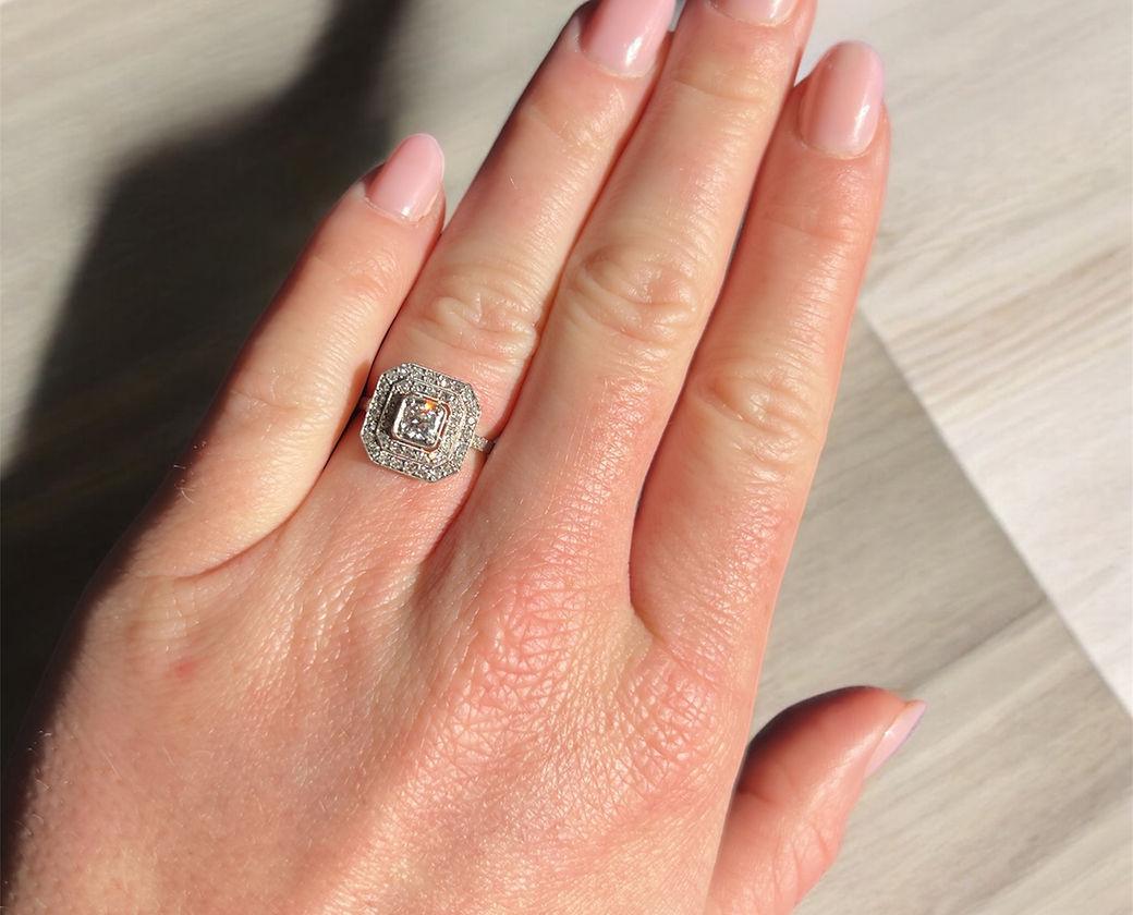 Art Deco Octagonal Engagement Ring, Platinum & Diamonds (French art-deco) For Sale 5