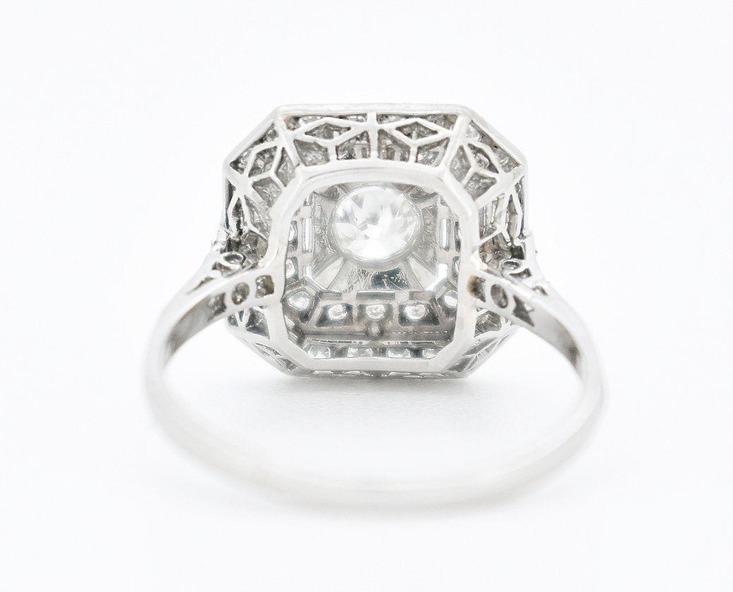 Art Deco Octagonal Engagement Ring, Platinum & Diamonds (French art-deco) For Sale 3