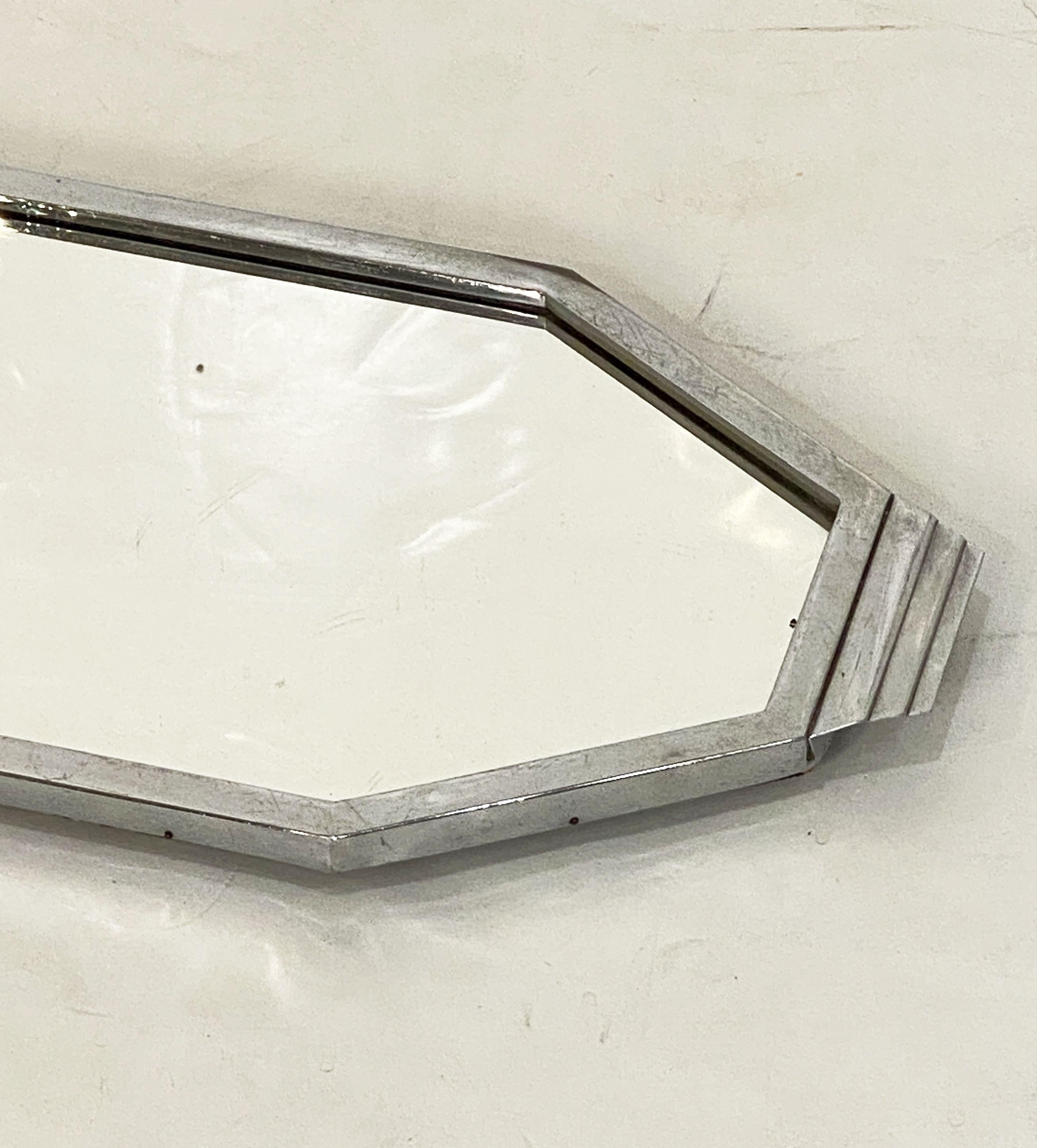 Art Deco Octagonal Mirrored Glass Tray with Chrome Surround from England In Good Condition For Sale In Austin, TX