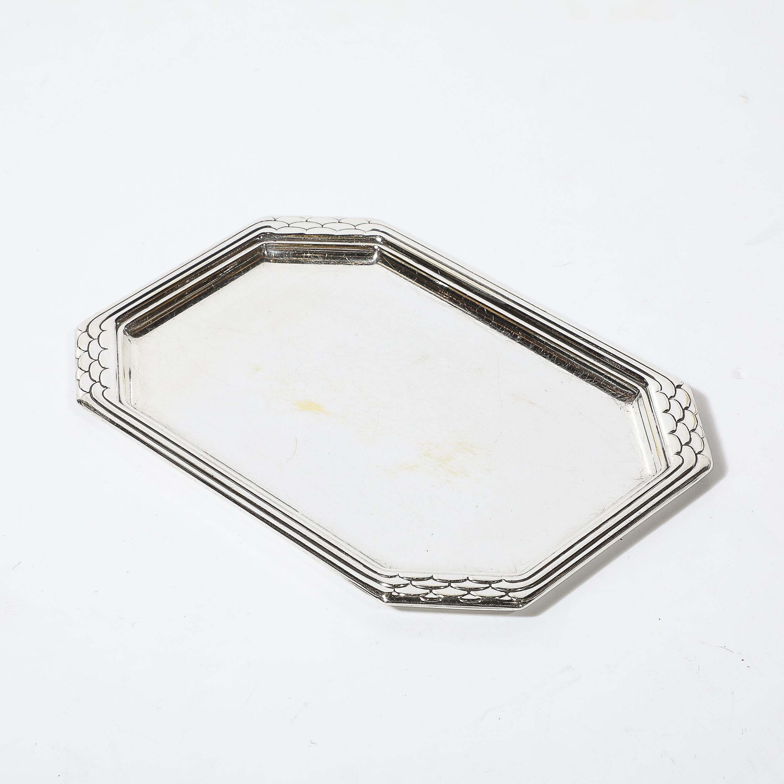 Bandeja Art Decó octogonal plateada con detalles incrustados en venta 1