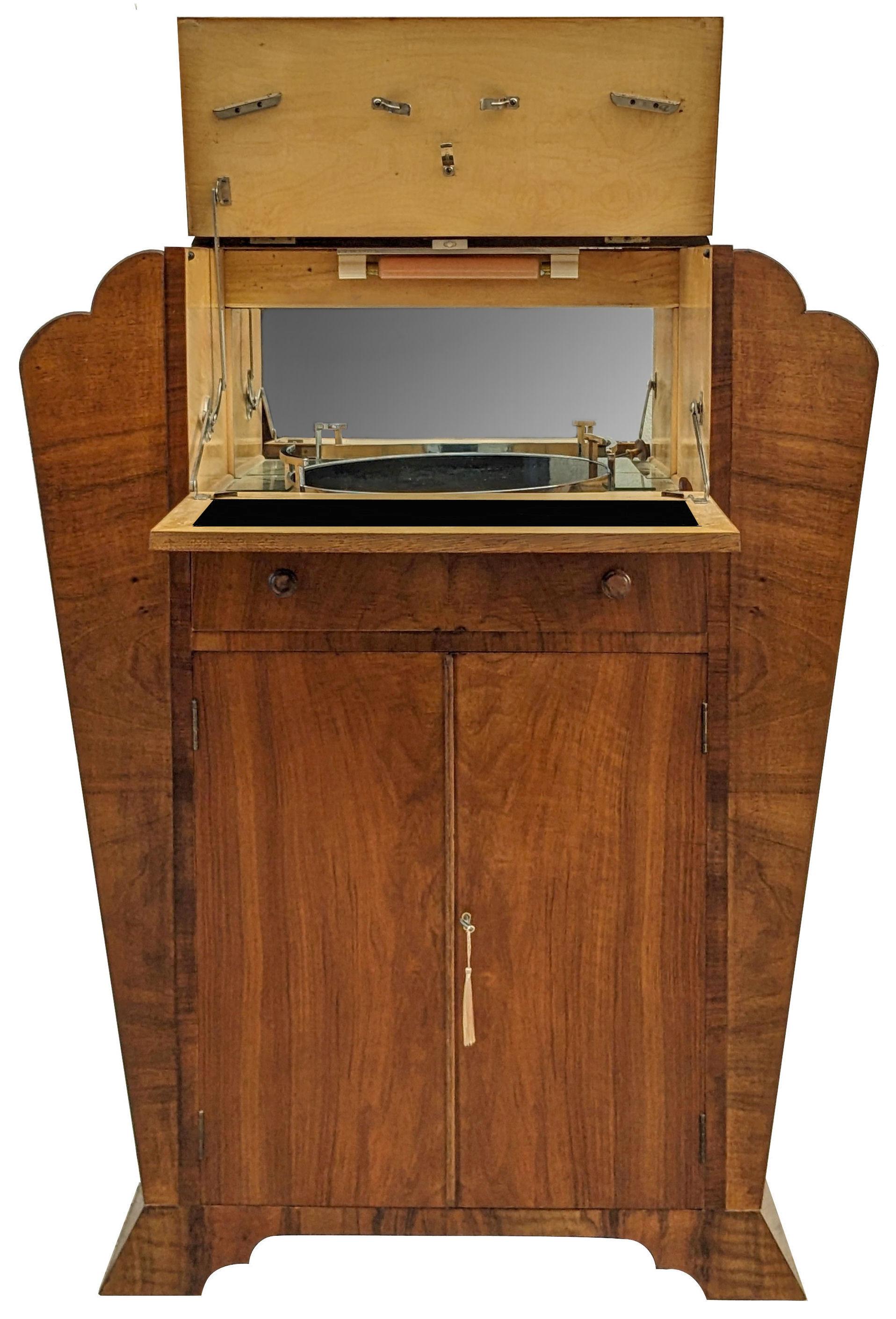 Art Deco Odeon Shaped Dry Bar Cocktail Cabinet, English, c1930 For Sale 2