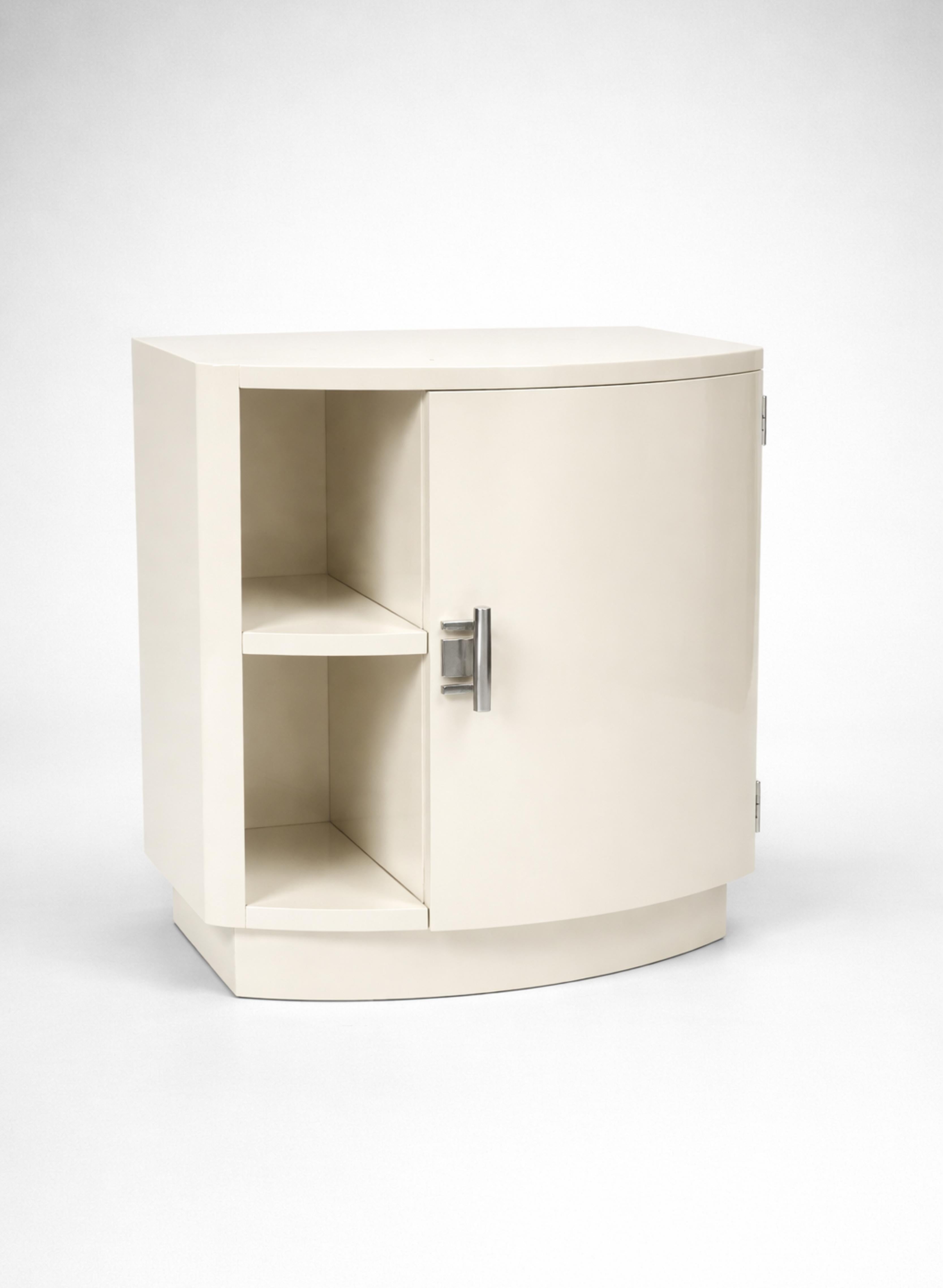 Art Deco Off White Lacquer Small Commode, 1940s