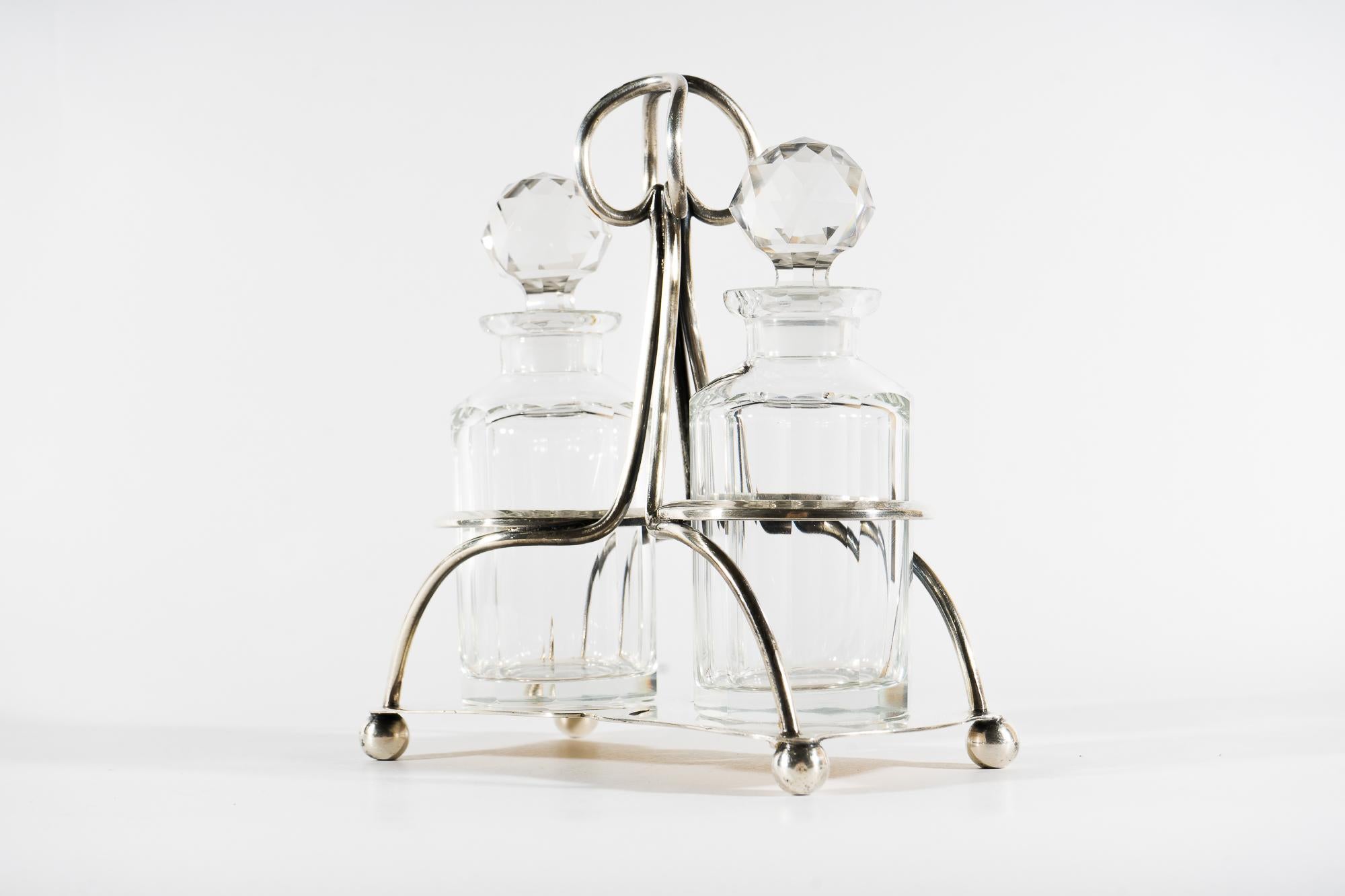 Öl- und Vinegar-Set im Art déco-Stil, Wien, um 1920 (Beschichtet)