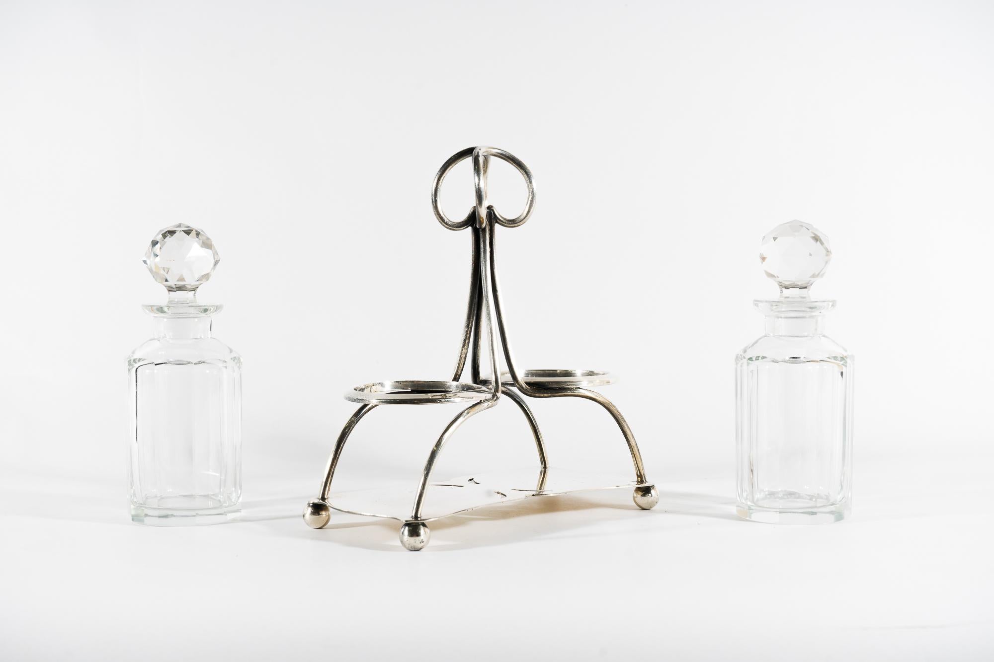 Öl- und Vinegar-Set im Art déco-Stil, Wien, um 1920 (Messing)