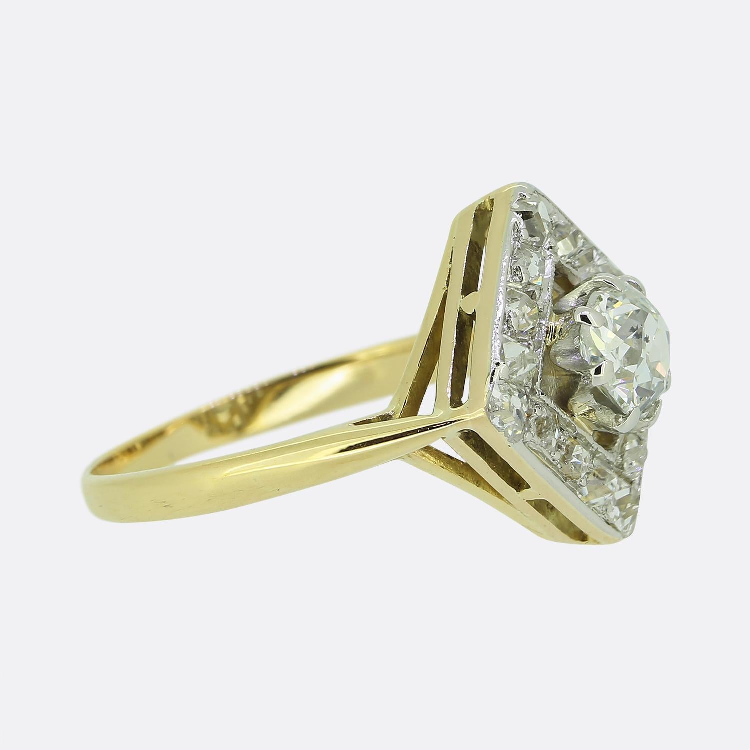 Art Deco Old Cut Diamant-Cluster-Ring mit Altschliff (Art déco) im Angebot