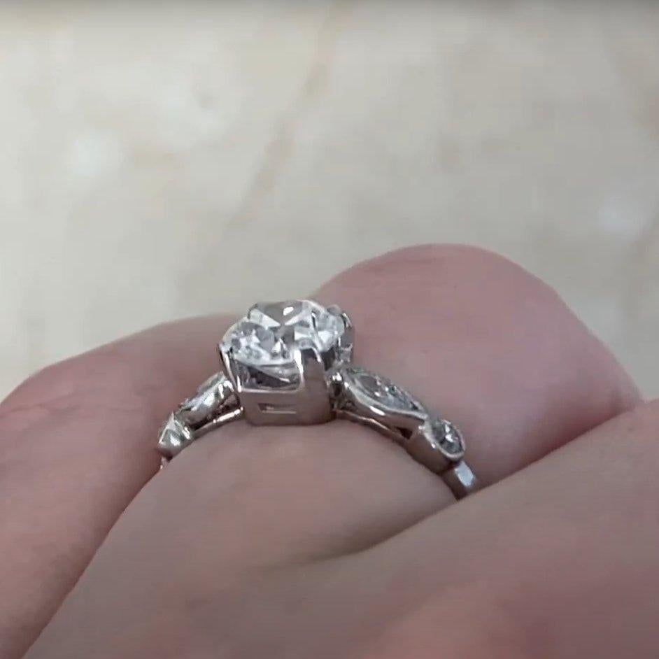 Anillo de compromiso de diamantes talla euro antiguo art déco (GIA aprox. 1,00 quilate) Platino en Excelente estado para la venta en New York, NY