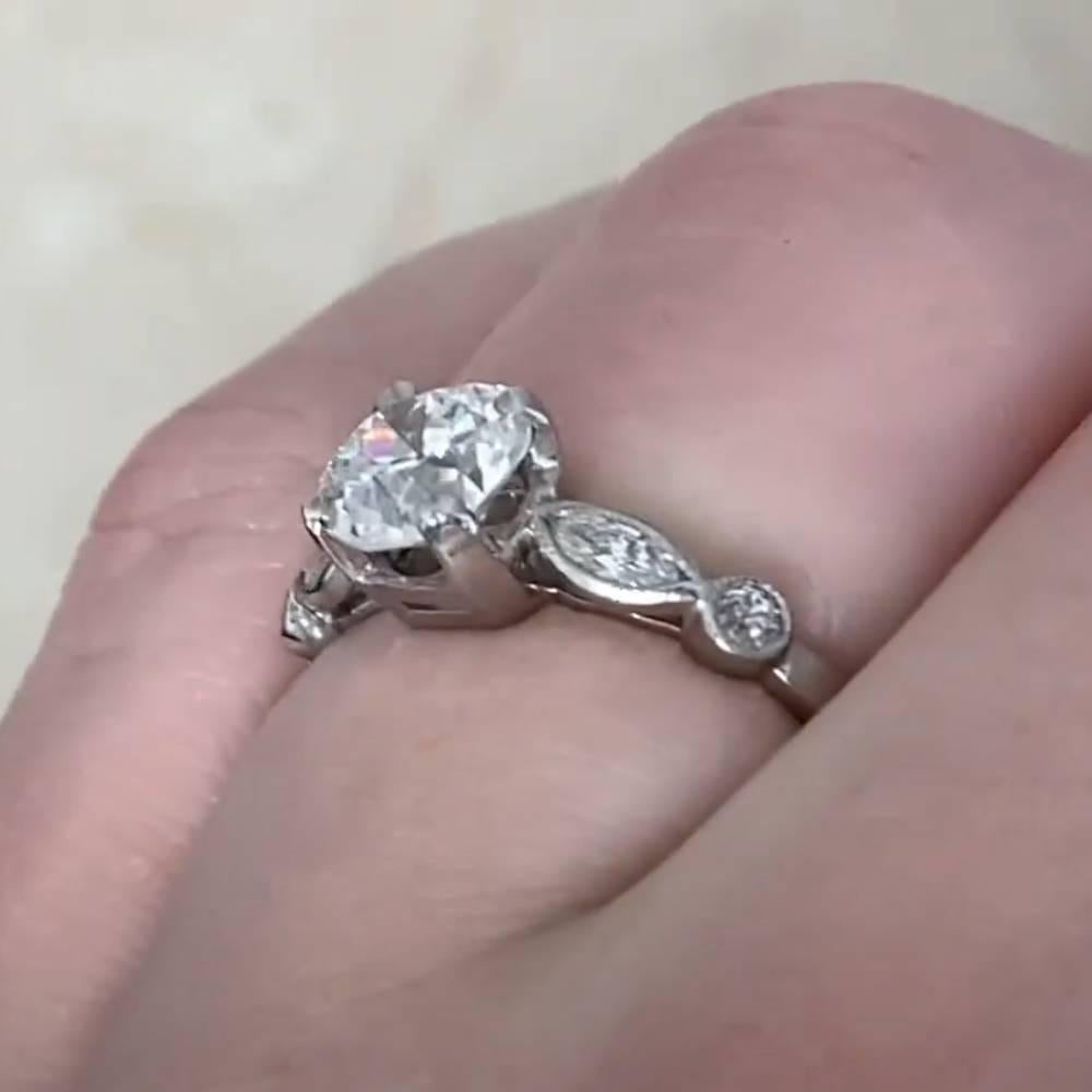 Art Deco Old Euro Cut Diamond Engagement Ring (GIA Approx 1.00-Carat) Platinum In Excellent Condition For Sale In New York, NY