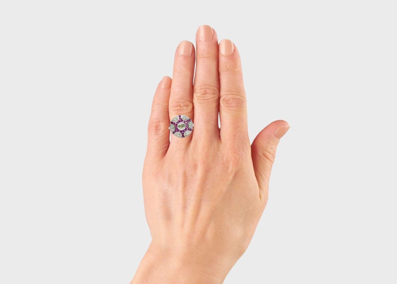 Art Deco Old Euro Diamond & French Cut Ruby Dome Ring in Platin im Zustand „Hervorragend“ im Angebot in Boston, MA