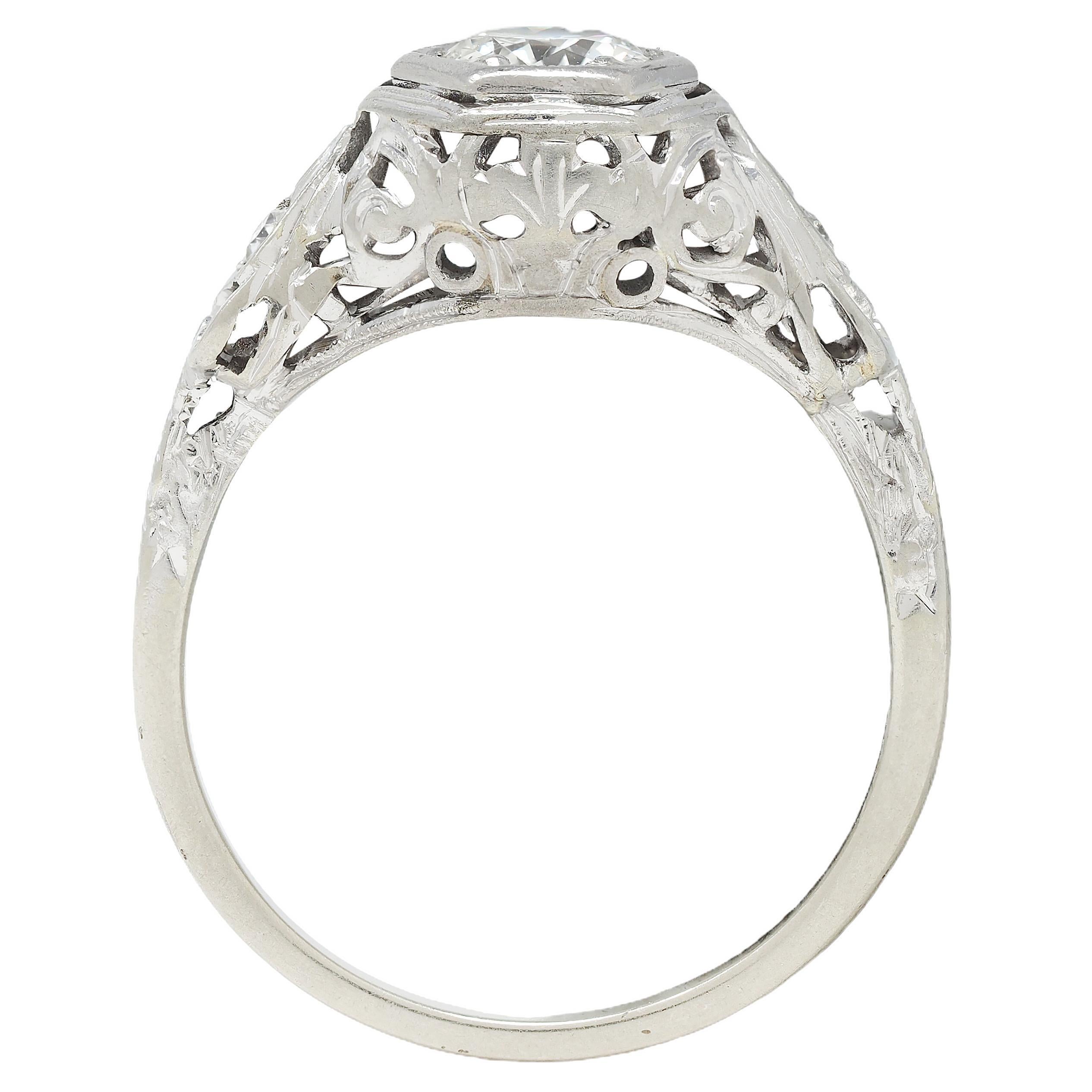 Donna Anello di fidanzamento vintage Art Deco con diamante vecchio taglio europeo in oro bianco 14 carati in vendita