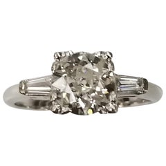 Art Deco Old European Cut Diamond 1.47 Carat Set in 14k Classic Baguette Cut
