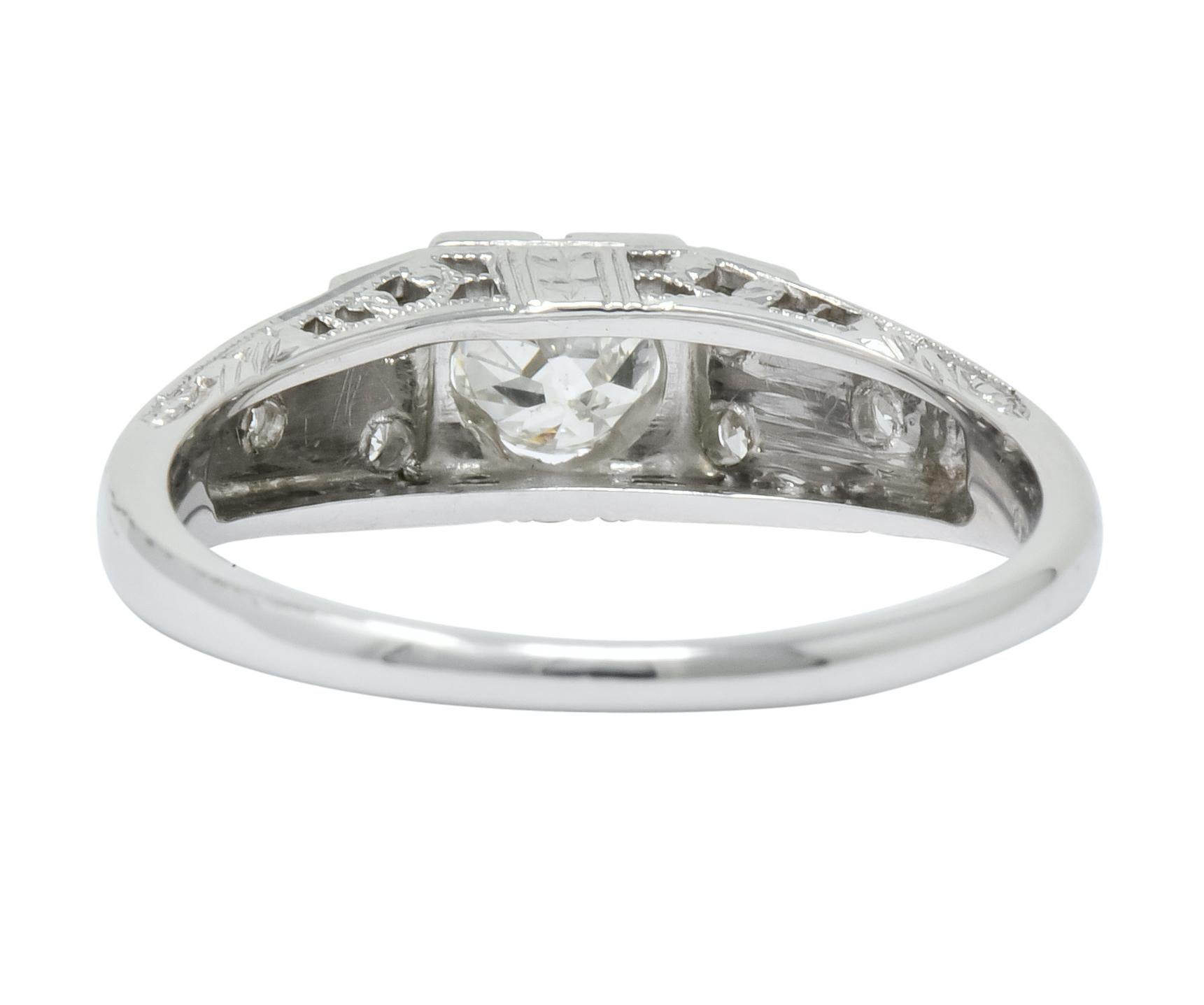 Women's or Men's Art Deco Old European Cut Diamond 18 Karat Gold Engagement Ring