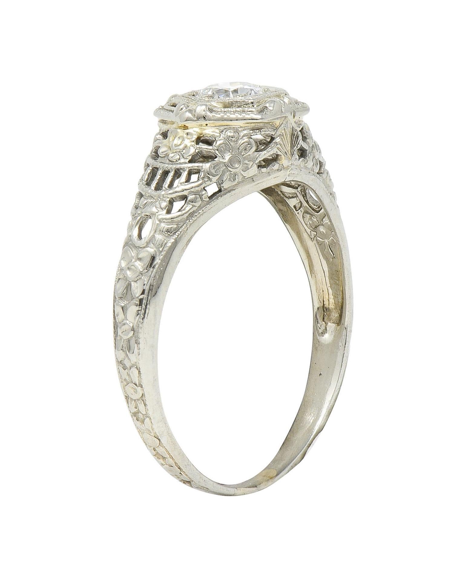 Round Cut Art Deco Old European Cut Diamond 18 Karat White Gold Antique Engagement Ring For Sale