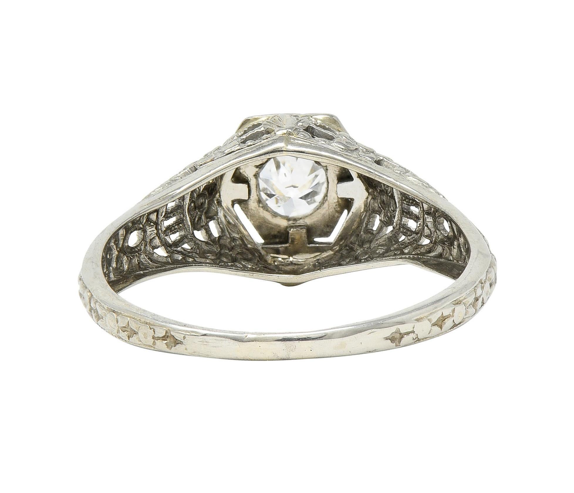 Women's or Men's Art Deco Old European Cut Diamond 18 Karat White Gold Antique Engagement Ring For Sale