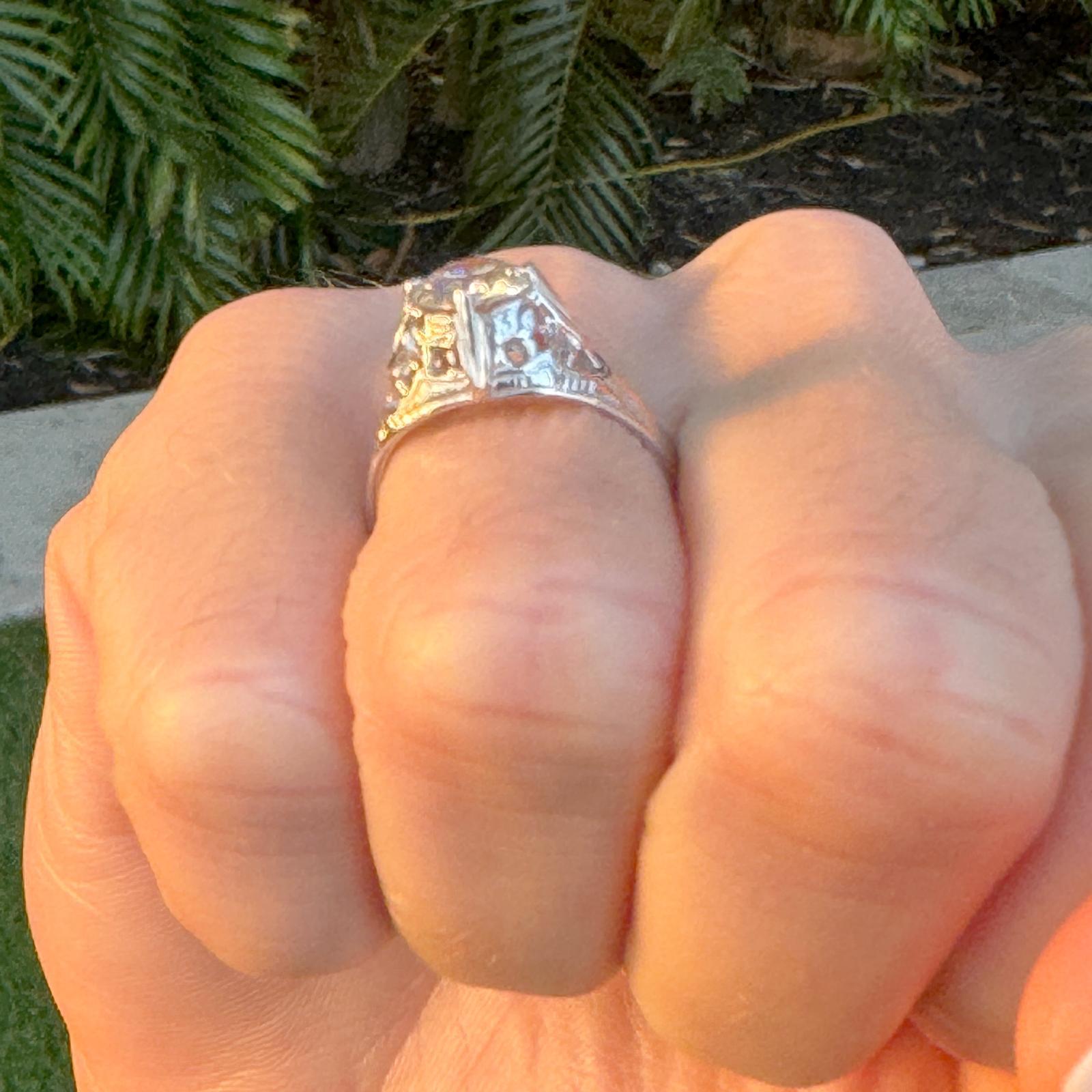 Art Deco Old European Cut Diamond 18 Karat White Gold Engagement Ring In Excellent Condition In Boca Raton, FL