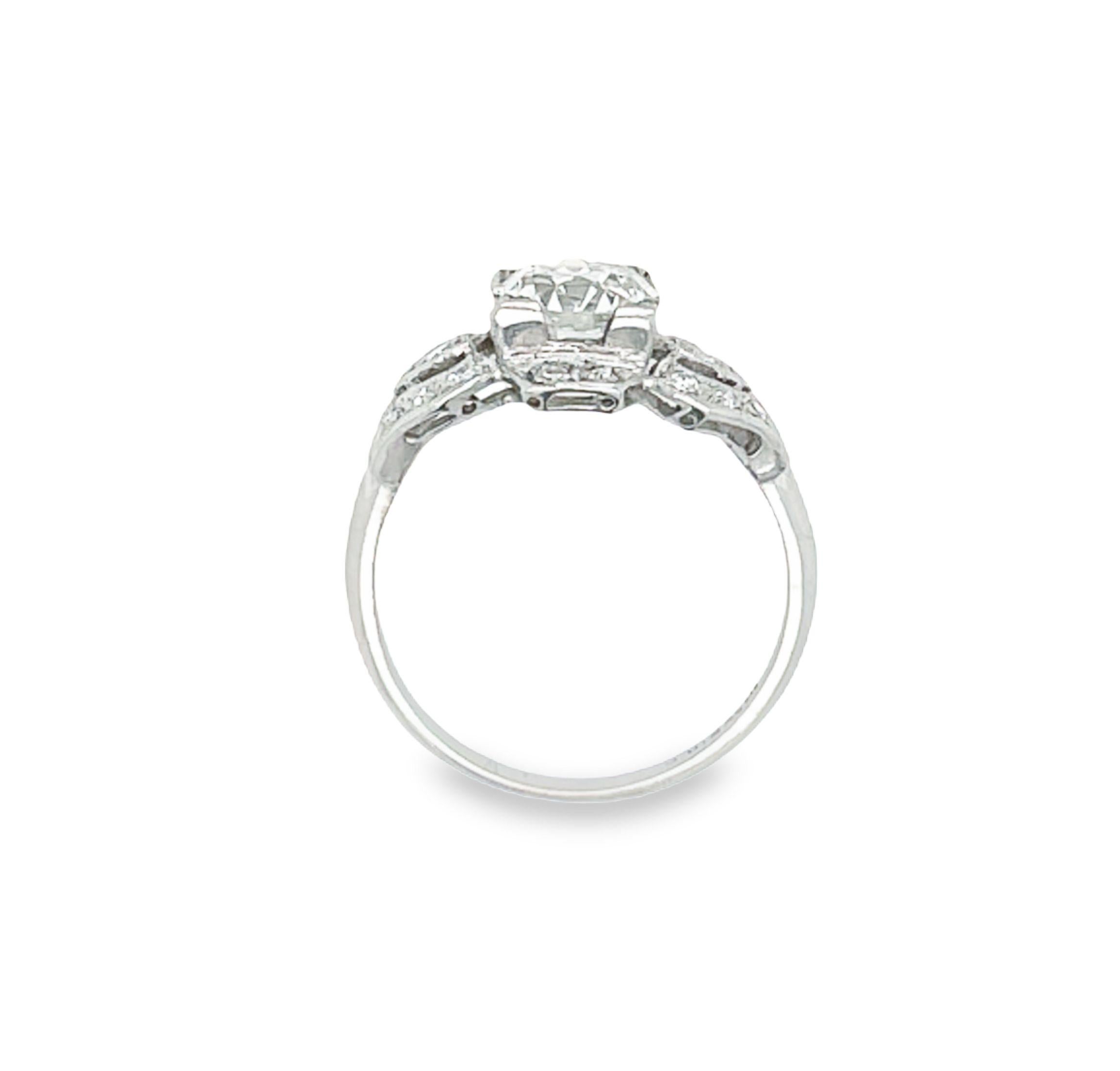 Women's Art Deco Old European Cut Diamond Antique Engagement Ring in Platinum For Sale