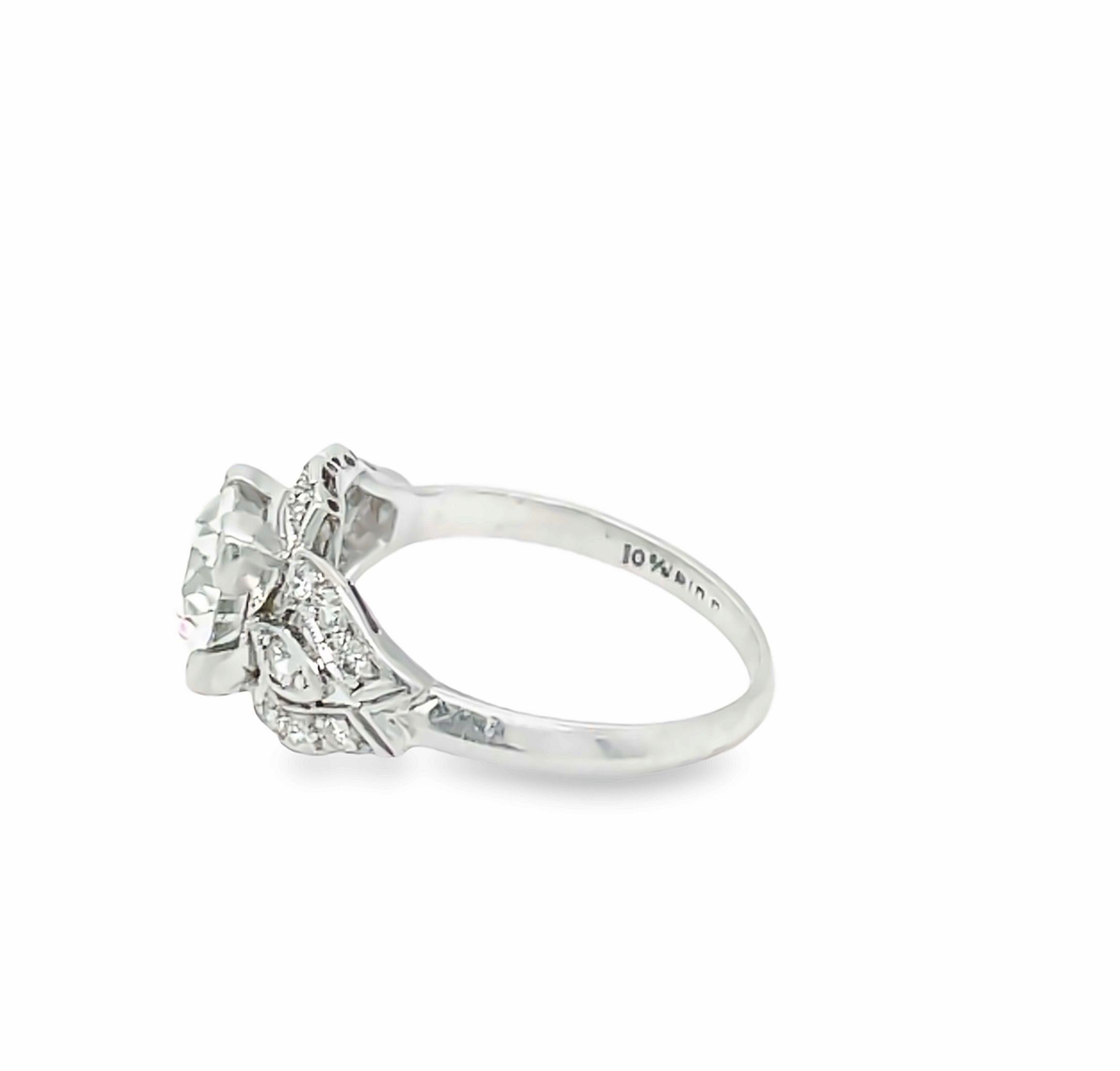 Art Deco Old European Cut Diamond Antique Engagement Ring in Platinum For Sale 1
