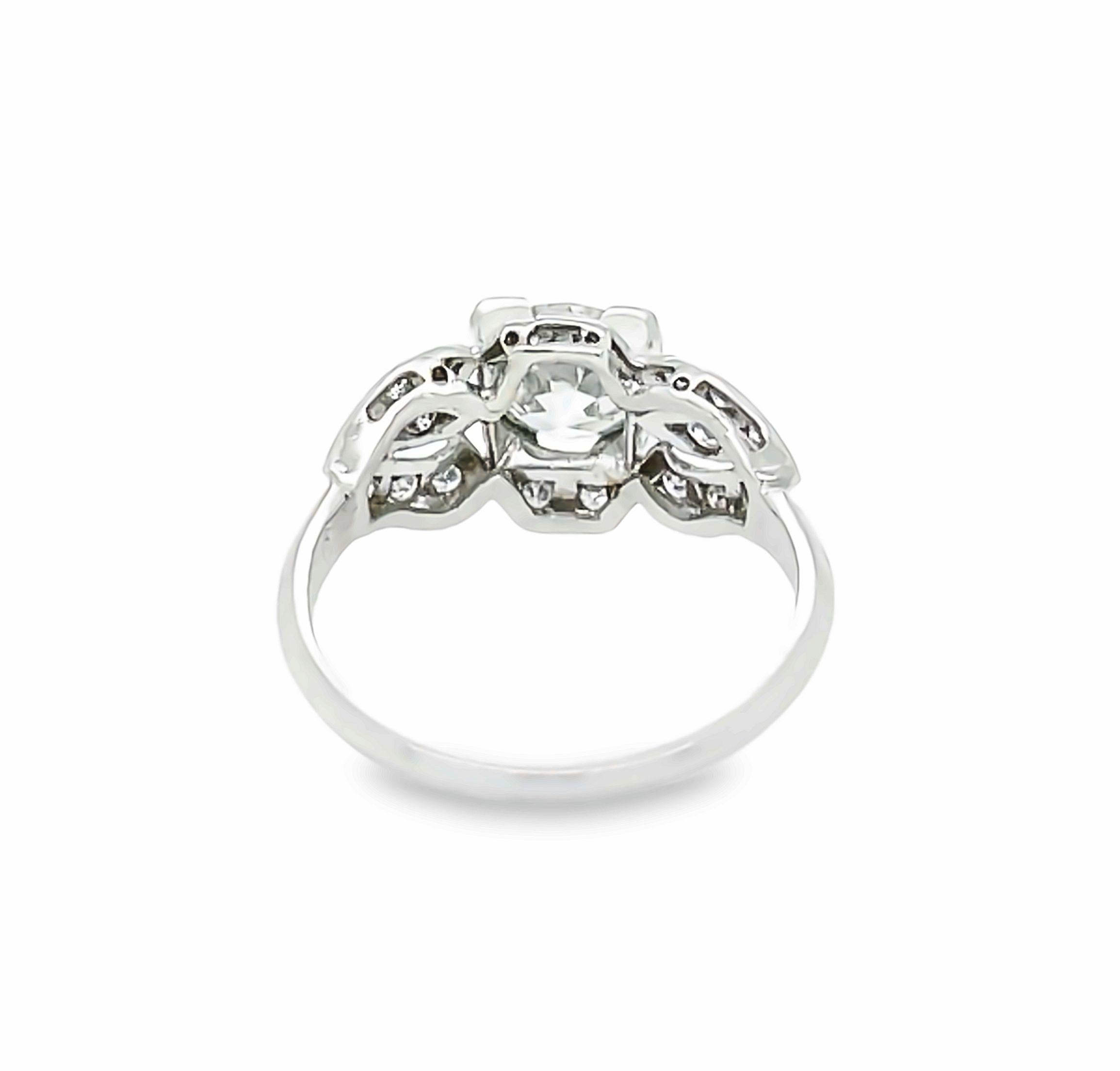 Art Deco Old European Cut Diamond Antique Engagement Ring in Platinum For Sale 2