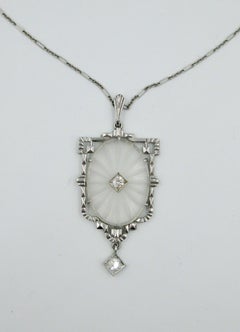 Collana con ciondolo di cristallo con diamante vecchio taglio europeo Art Deco Oro bianco 14 carati