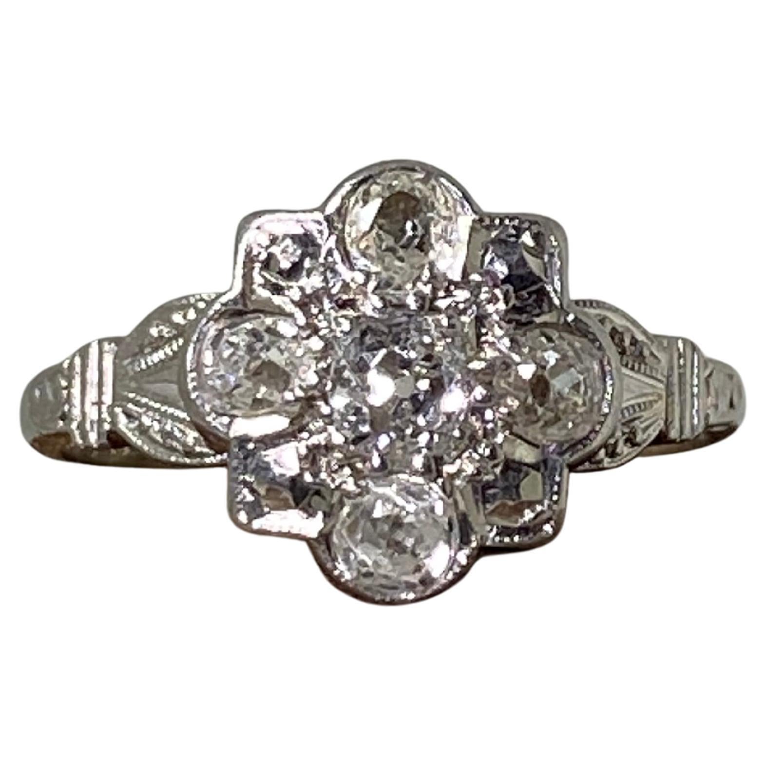 Art-Deco Old-European Cut Diamond Daisy Flower Shaped Engagement Platinum Ring For Sale