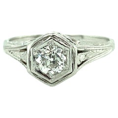 Art Deco Old European Cut Diamond Engagement Ring in 18 Karat Gold