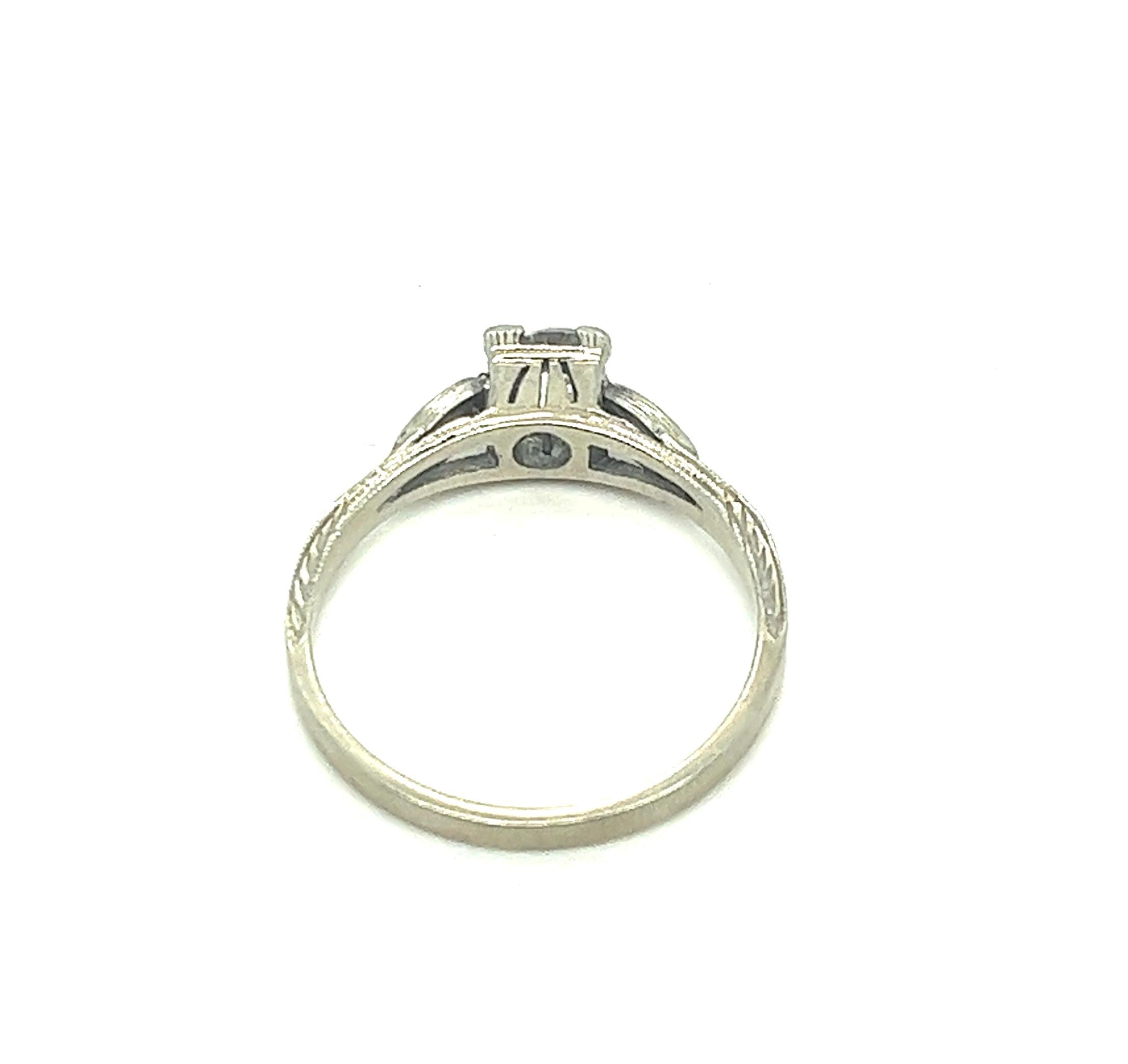 Art Deco Old European Cut Diamond Engagement Ring Set, 18kt. For Sale 4