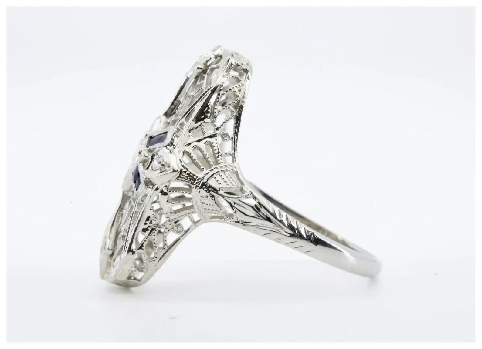 Art Deco Old European Cut Diamond & French Cut Sapphire Filigree Cocktail Ring  In Good Condition For Sale In Boston, MA