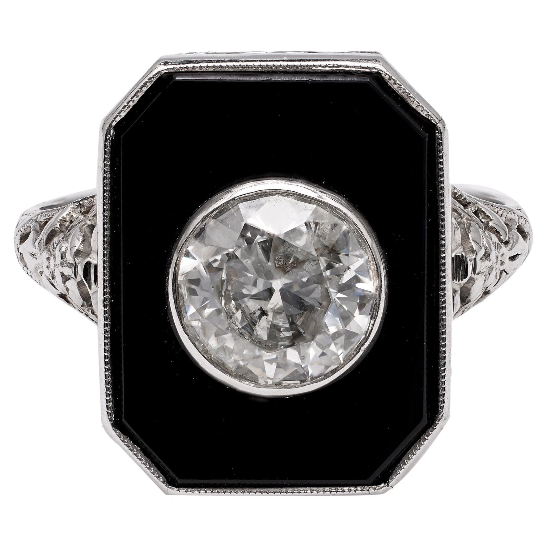 Art Deco Old European Cut Diamond Onyx 18k White Gold Filigree Ring For Sale