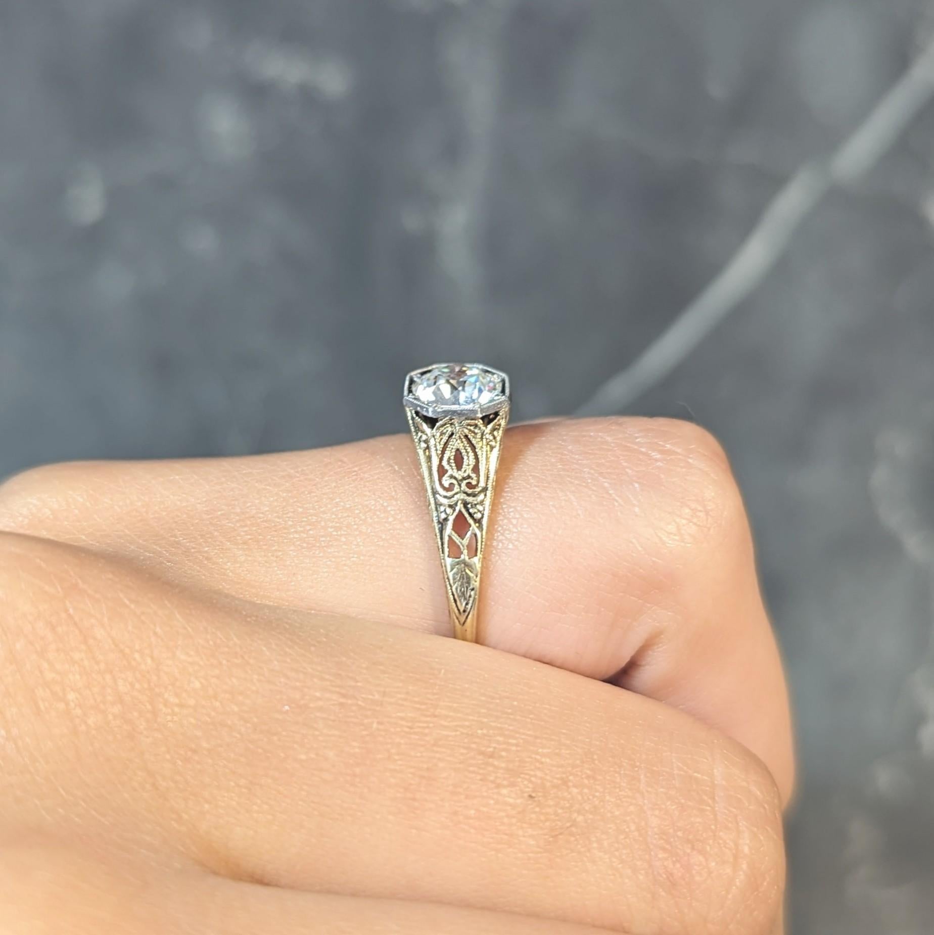 Antiker Art Deco Verlobungsring aus Platin und 14 Karat Gold mit Diamanten im alteuropäischen Schliff 8