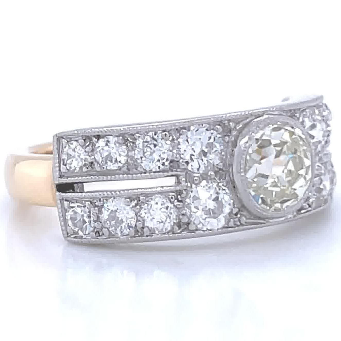 Art Deco Old European Cut Diamond Platinum 18 Karat Gold Ring In Excellent Condition In Beverly Hills, CA