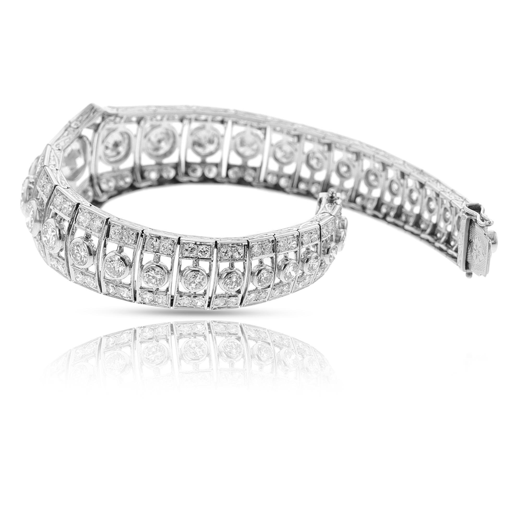 Mid-Century Old-European Cut Diamond Platinum Bracelet In Excellent Condition In New York, NY