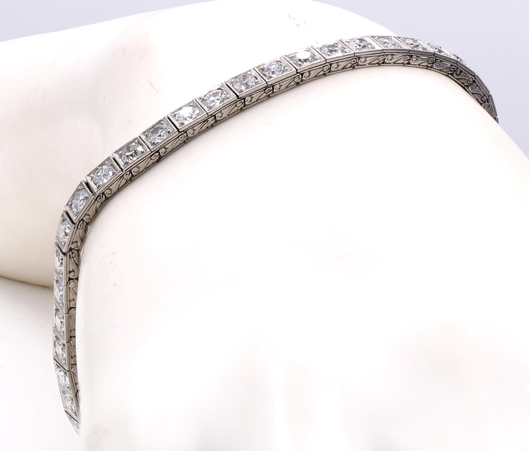 Art Deco Old European Cut Diamond Platinum Line Armband (Alteuropäischer Schliff)