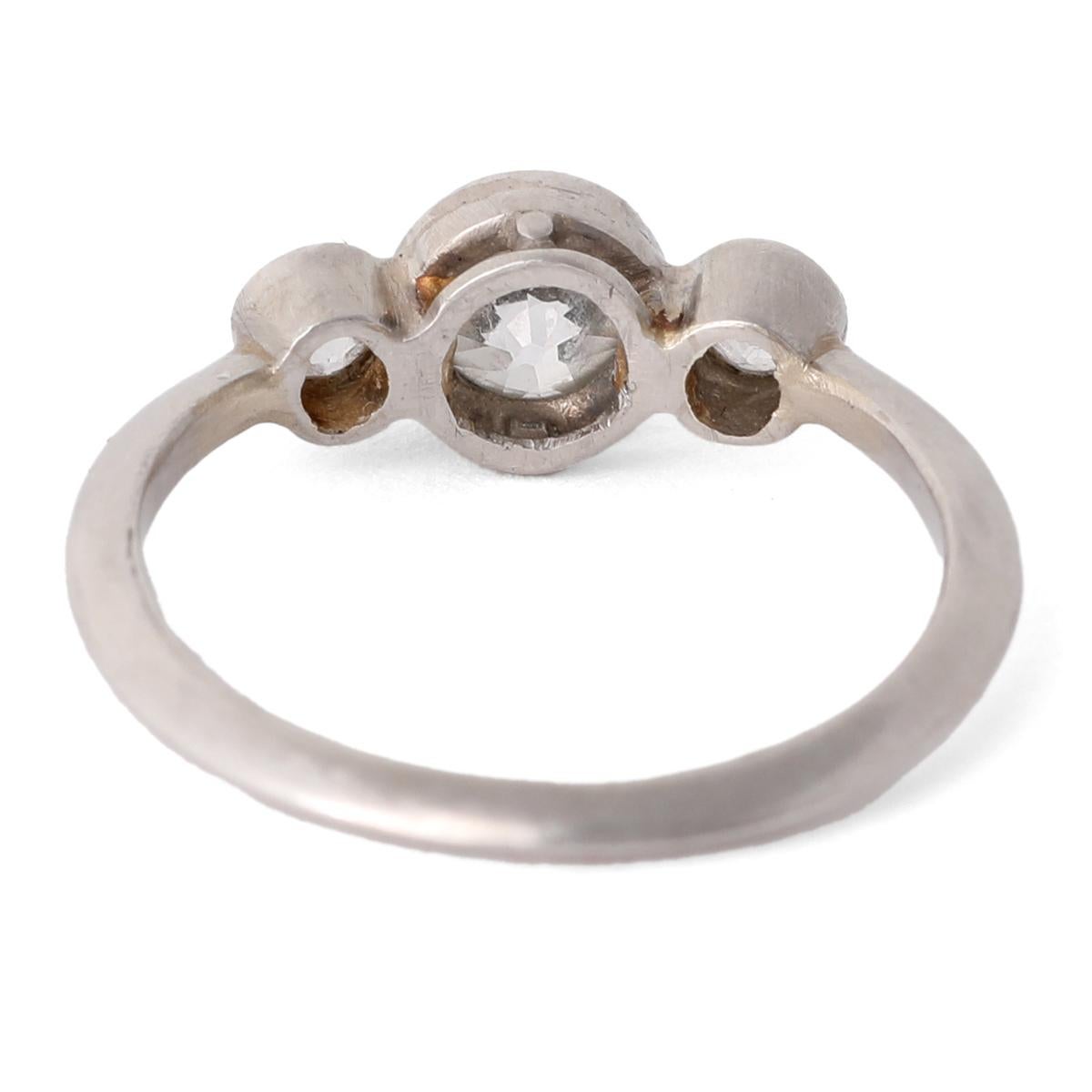 Art Deco Old European Cut Diamond Platinum Three Stone Ring 2