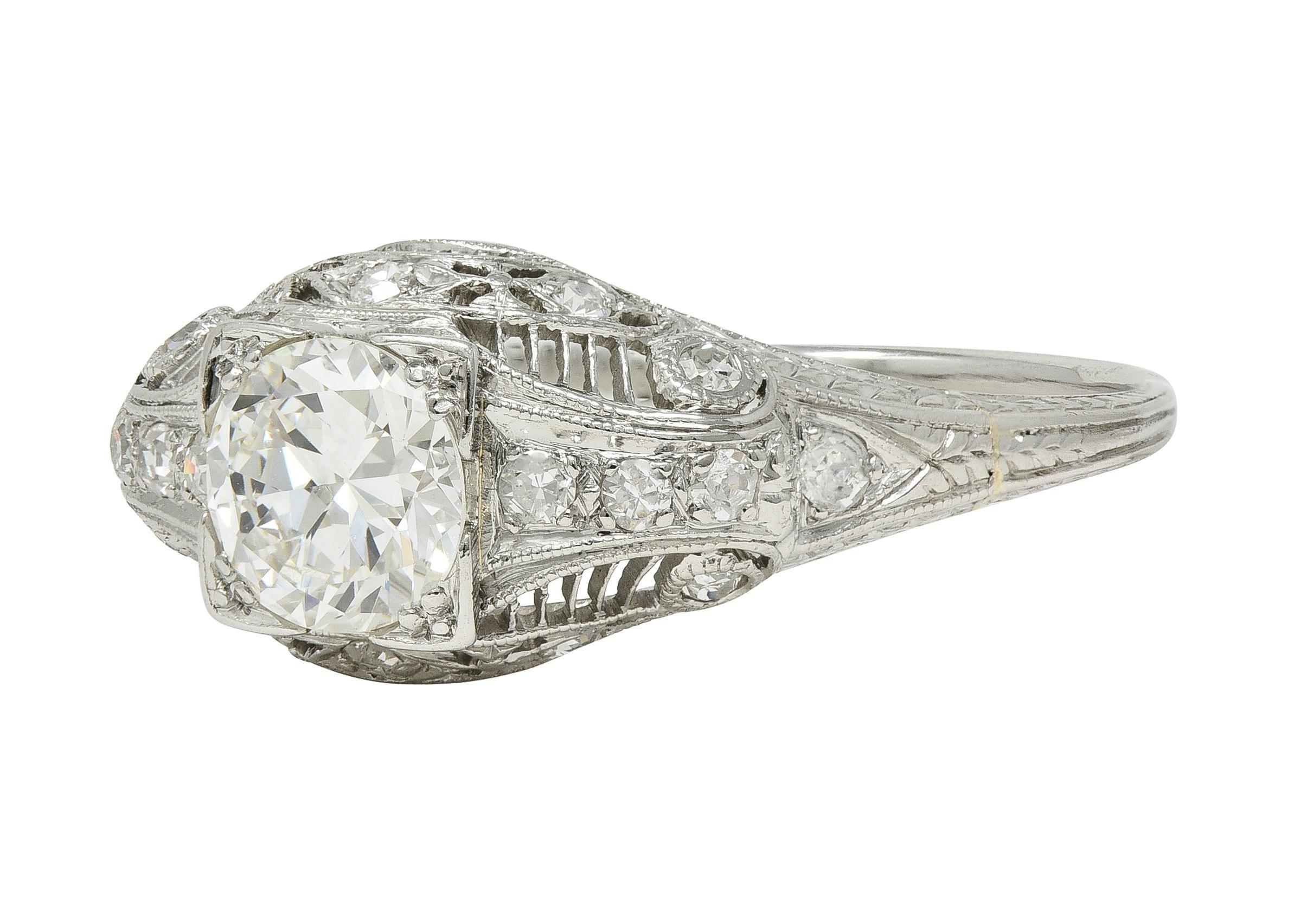 Art Deco Old European Cut Diamant Platin Vintage Bombé Weizen Verlobungsring im Angebot 1