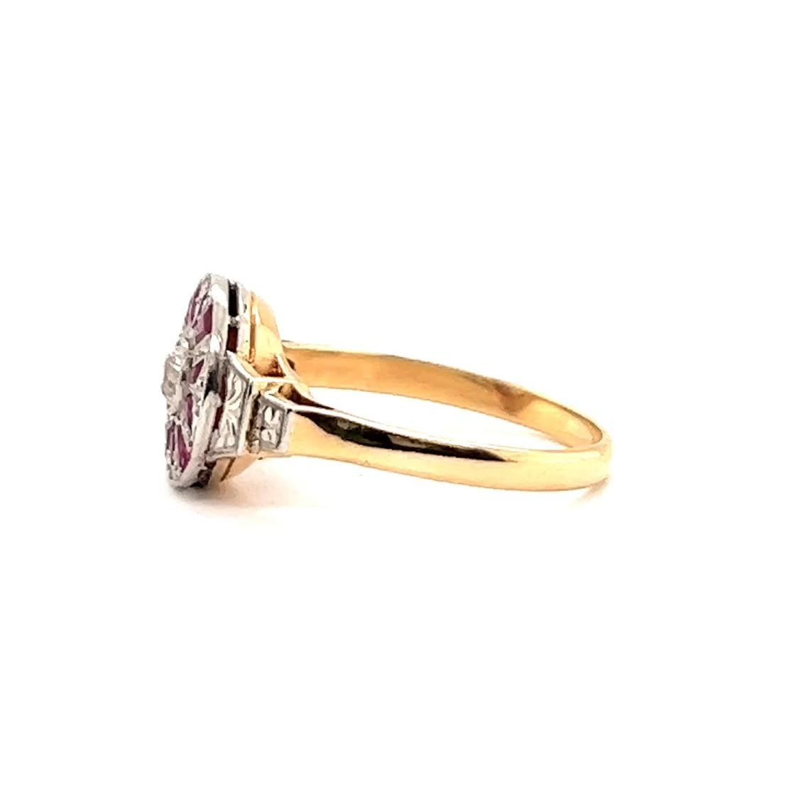 Art Deco Old European Cut Diamond Ruby 18 Karat Yellow Gold Platinum Ring 4