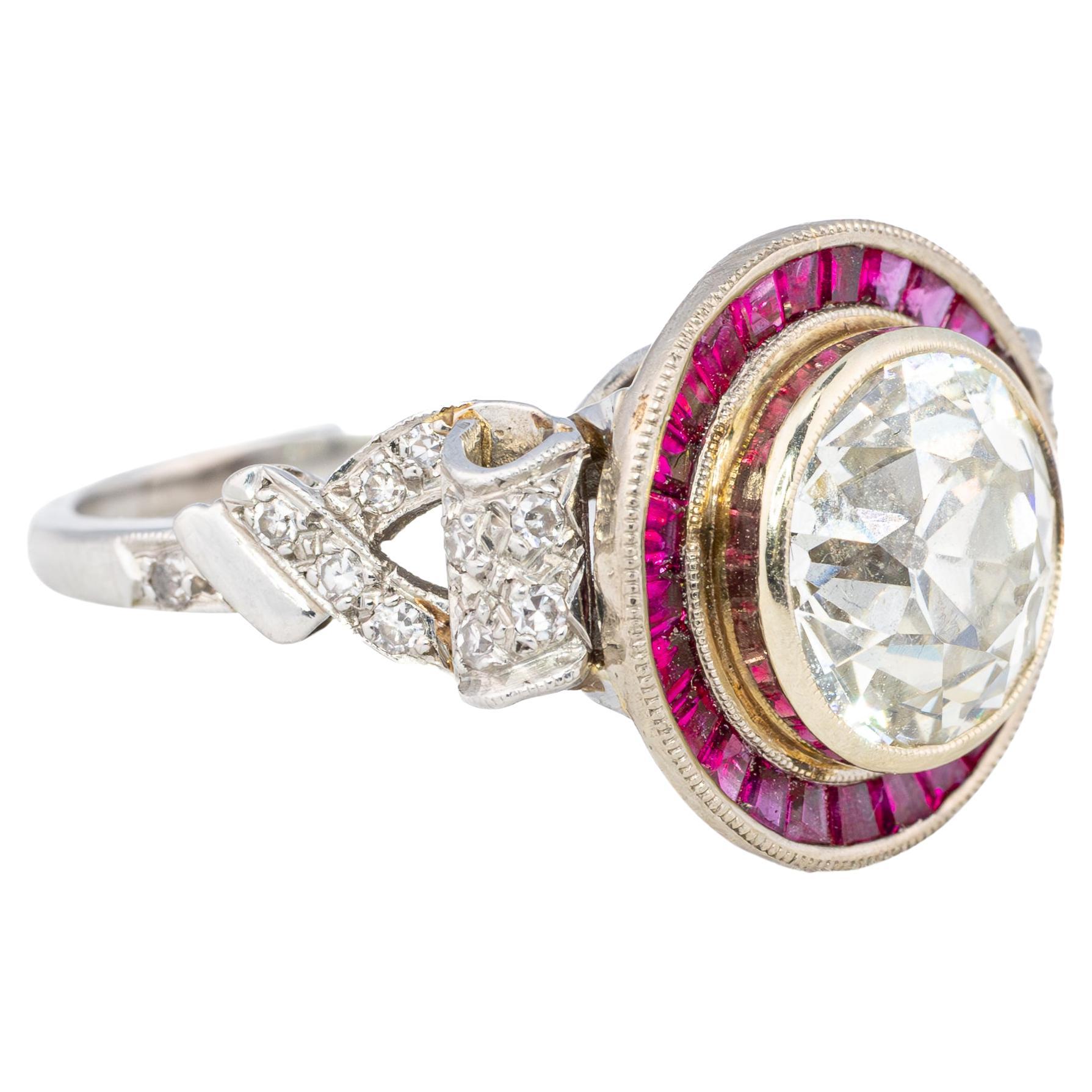 Anillo de compromiso Art Déco con halo de rubí y diamantes talla rosa