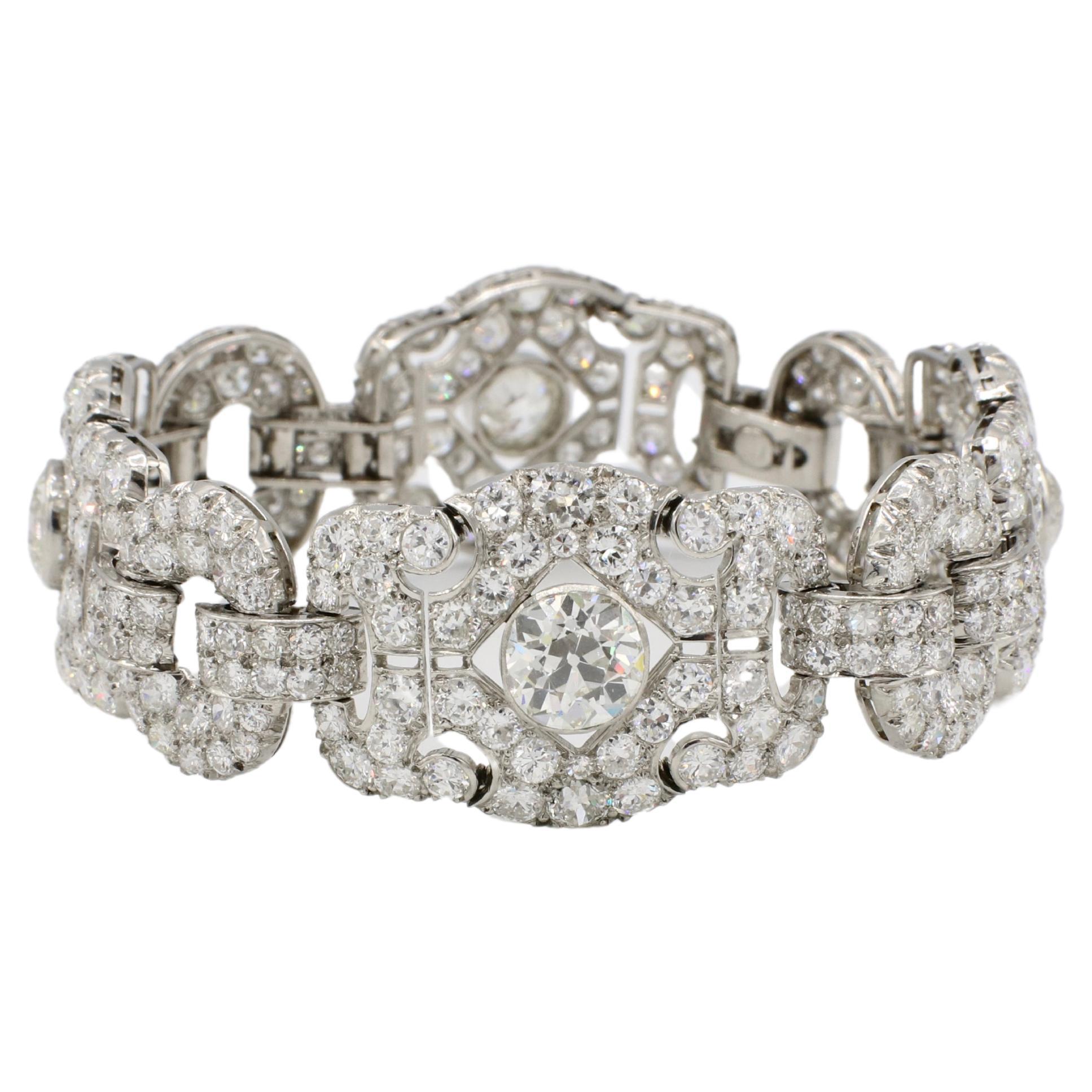Art Deco Old European Cut Natural Thirty Carat Diamond Platinum Bracelet 
Metal: Platinum
Weight: 42.7 grams
Diamonds:  Approx. 30 CTW old European cut G-H VS-SI natural diamonds. The main diamonds range from 2.00, 1.50 to 1.25 carats each. 
Length: