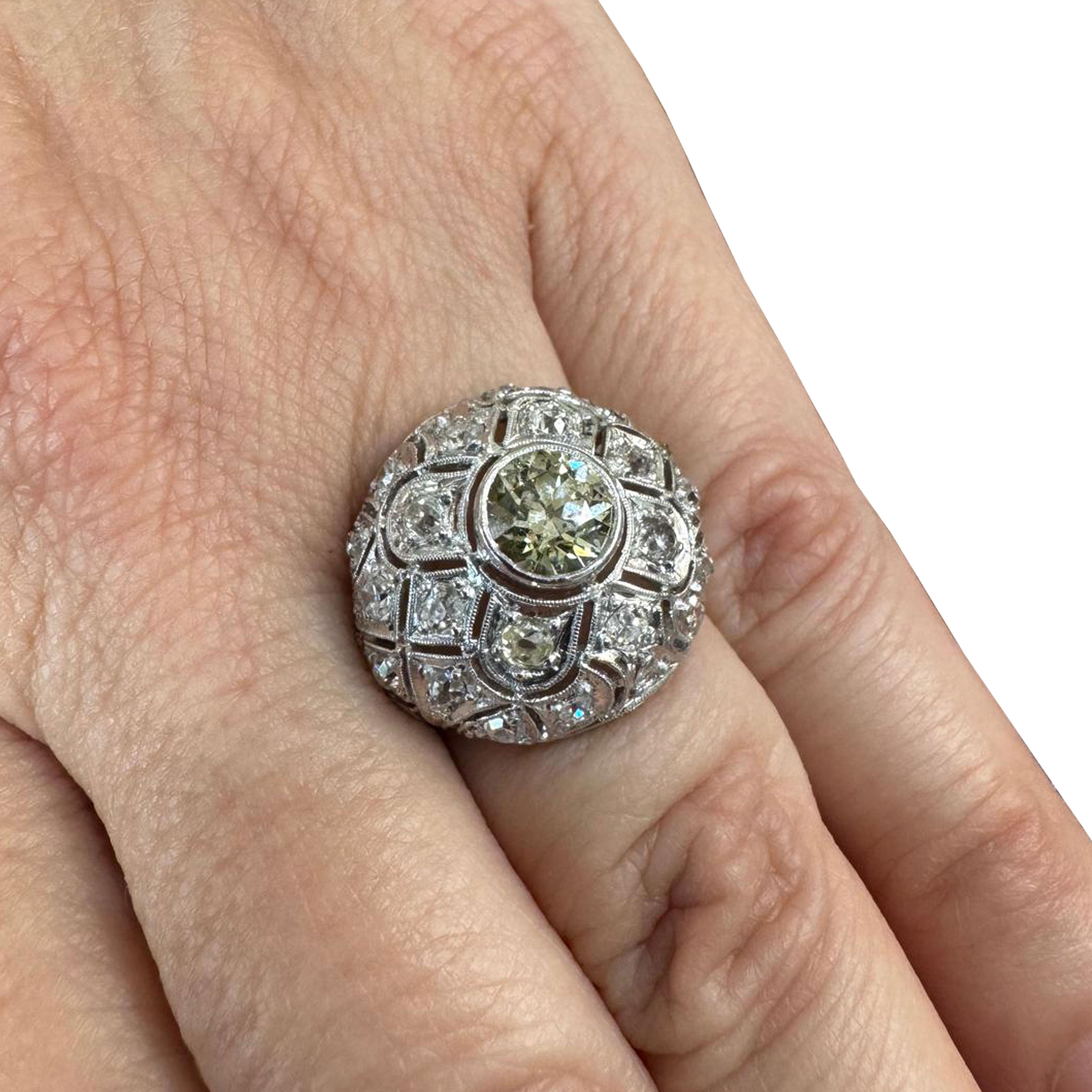Bague Art déco en diamant jaune de taille européenne Bon état - En vente à West Palm Beach, FL