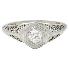 Art Deco Alteuropäischer Diamant-Verlobungsring aus 18 Karat Weißgold mit Herz