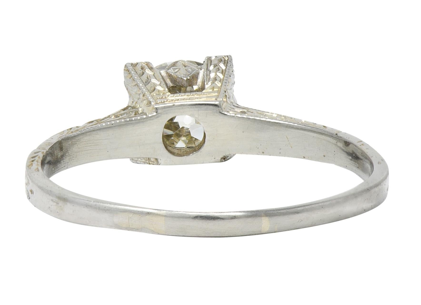 Art Deco Alter europäischer Diamant 18K Weißgold Vintage Solitär Verlobungsring im Zustand „Hervorragend“ im Angebot in Philadelphia, PA
