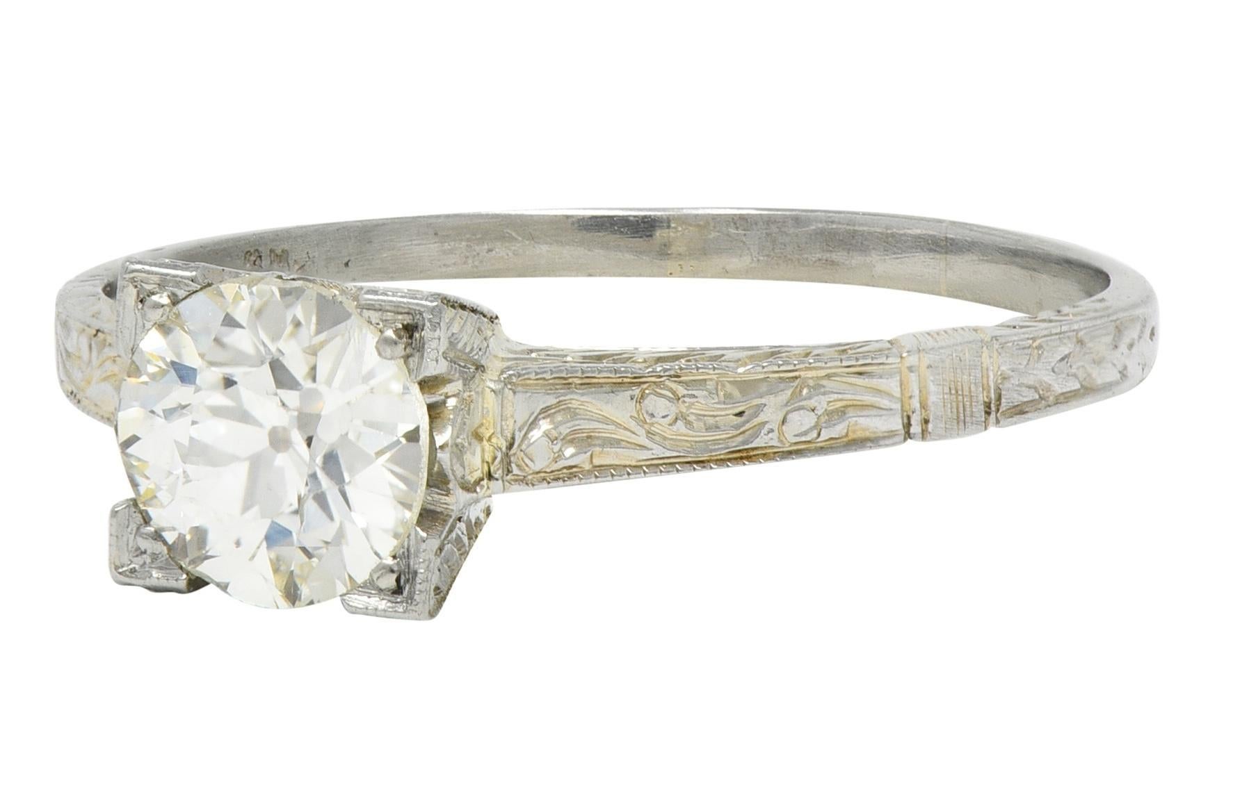Art Deco Alter europäischer Diamant 18K Weißgold Vintage Solitär Verlobungsring im Angebot 1