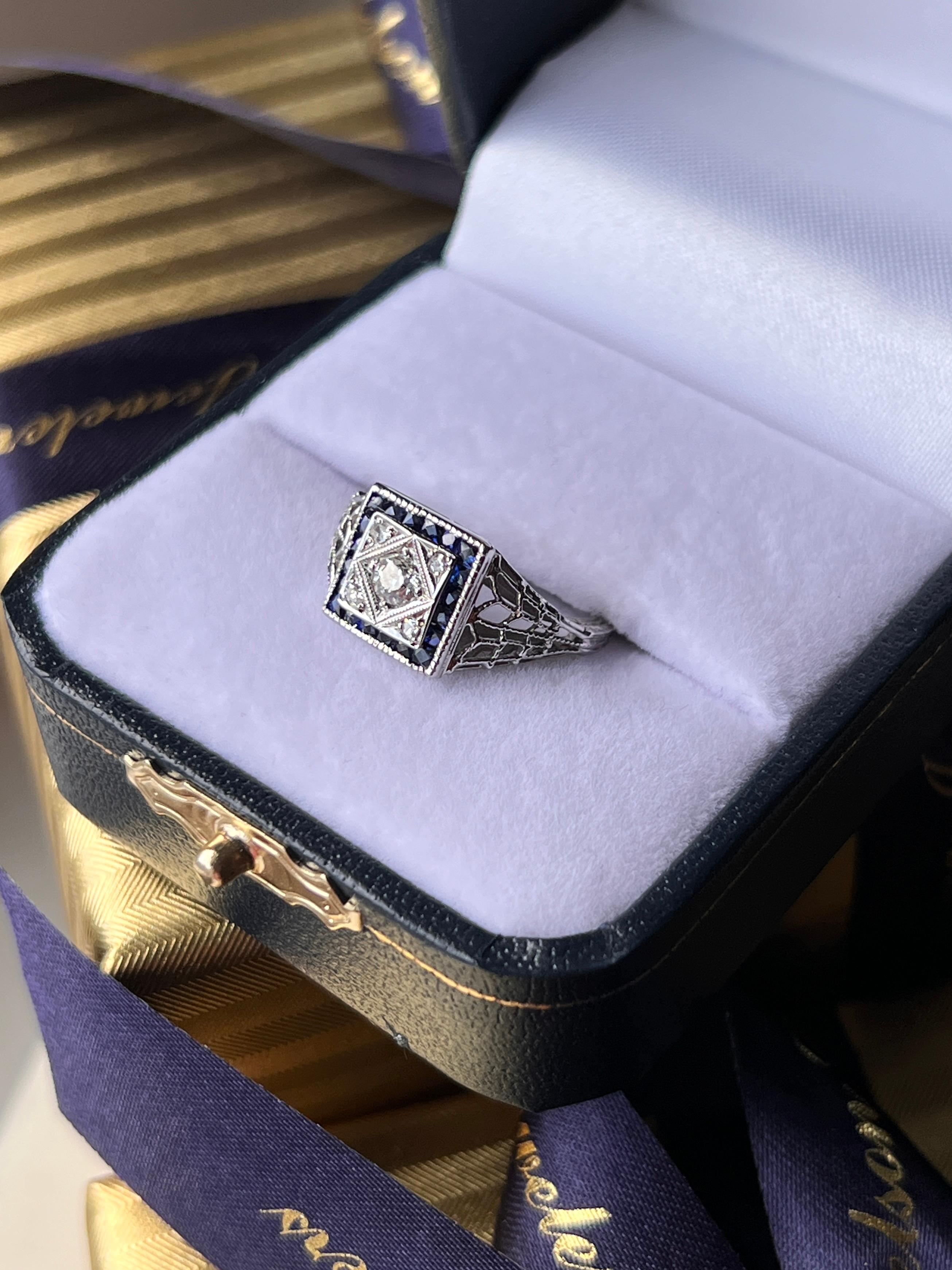 Art Déco Art Deco Old European Diamond and Synthetic Blue Sapphire 18k White Gold Ring in vendita