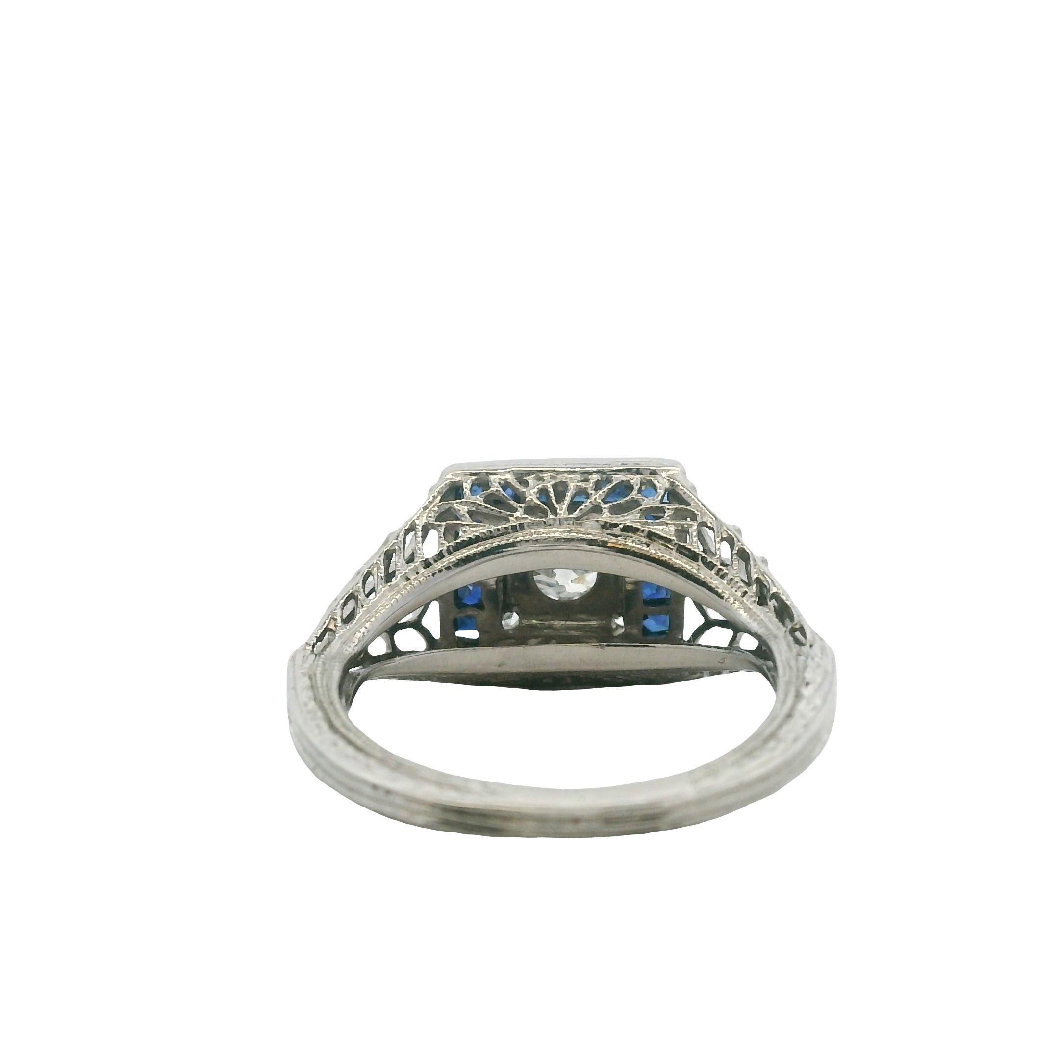 da uomo o donna Art Deco Old European Diamond and Synthetic Blue Sapphire 18k White Gold Ring in vendita