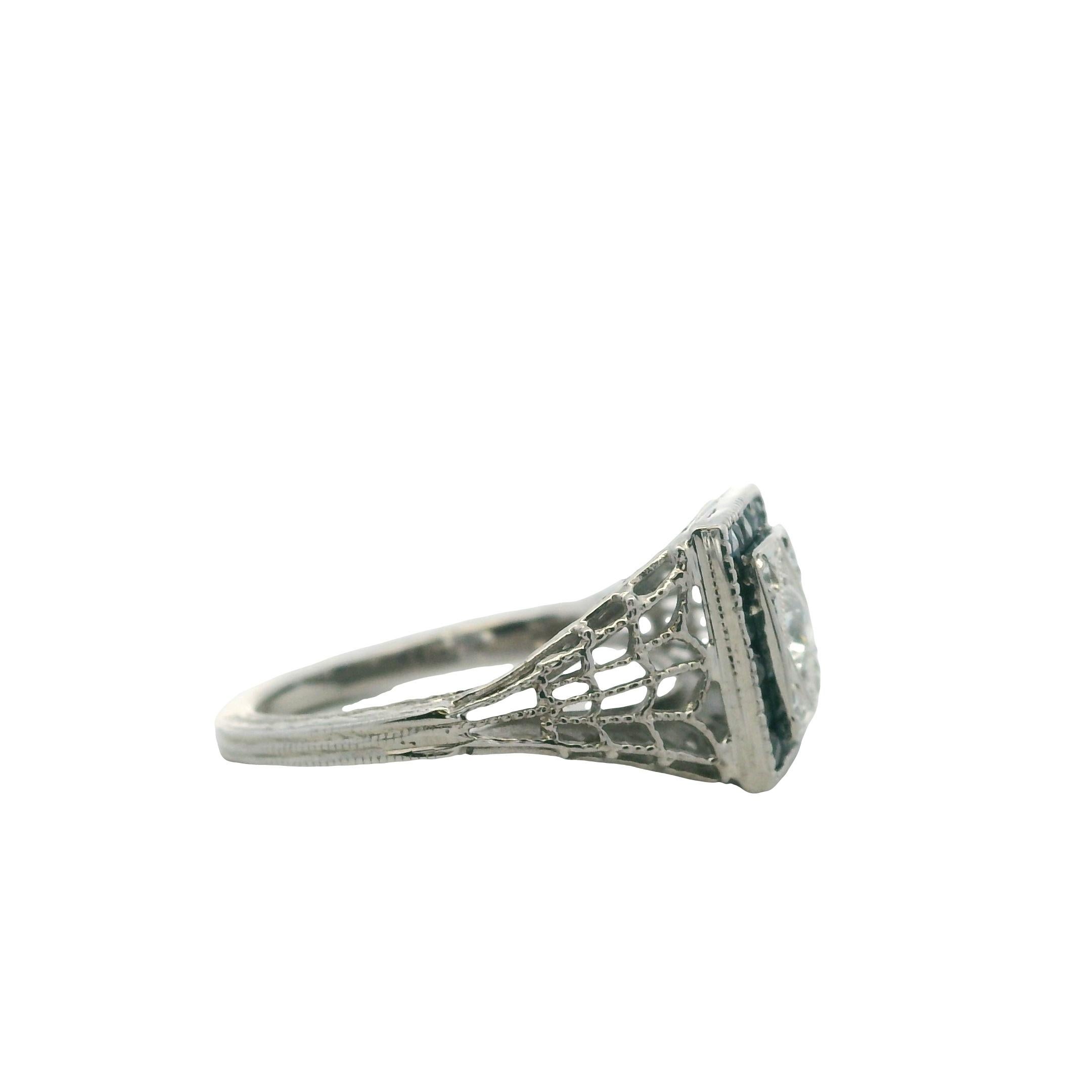 Art Deco Old European Diamond and Synthetic Blue Sapphire 18k White Gold Ring in vendita 1