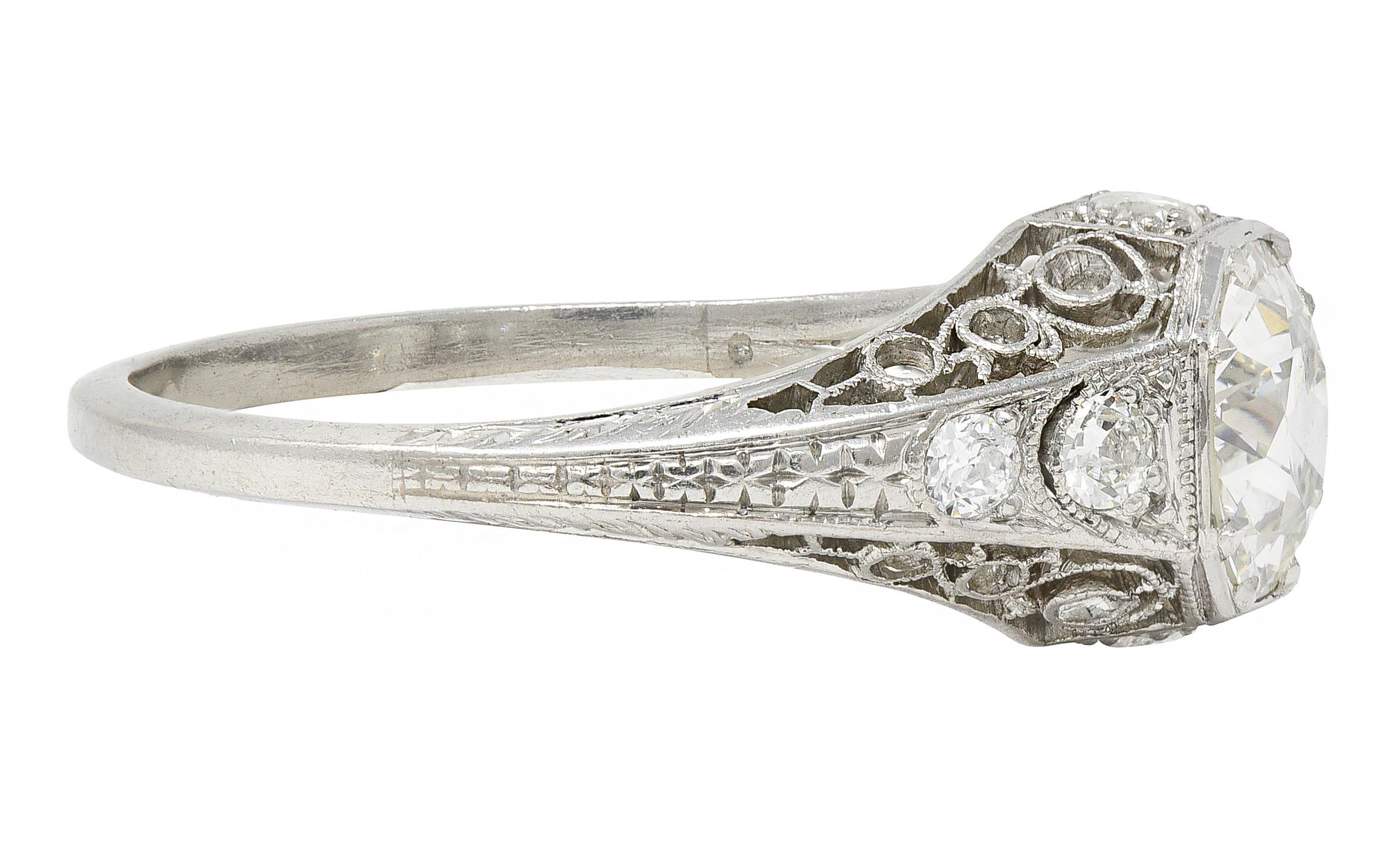 Anello di fidanzamento Art Deco Old European Diamond Platinum Antique Scroll Filigree In condizioni ottime in vendita a Philadelphia, PA