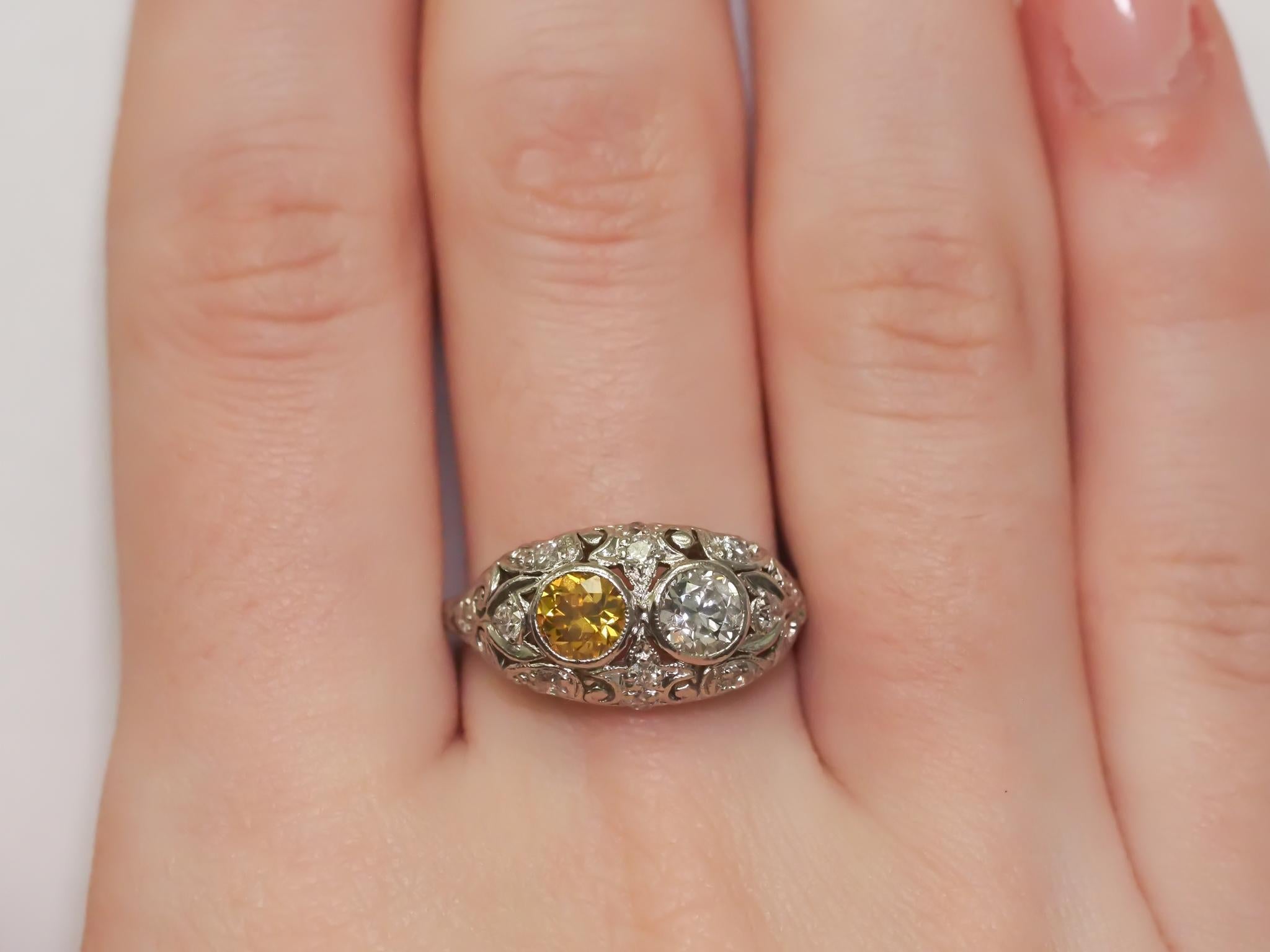 Art Deco Old European Diamond Platinum Ring w/ 2 Large Old European Diamond For Sale 2