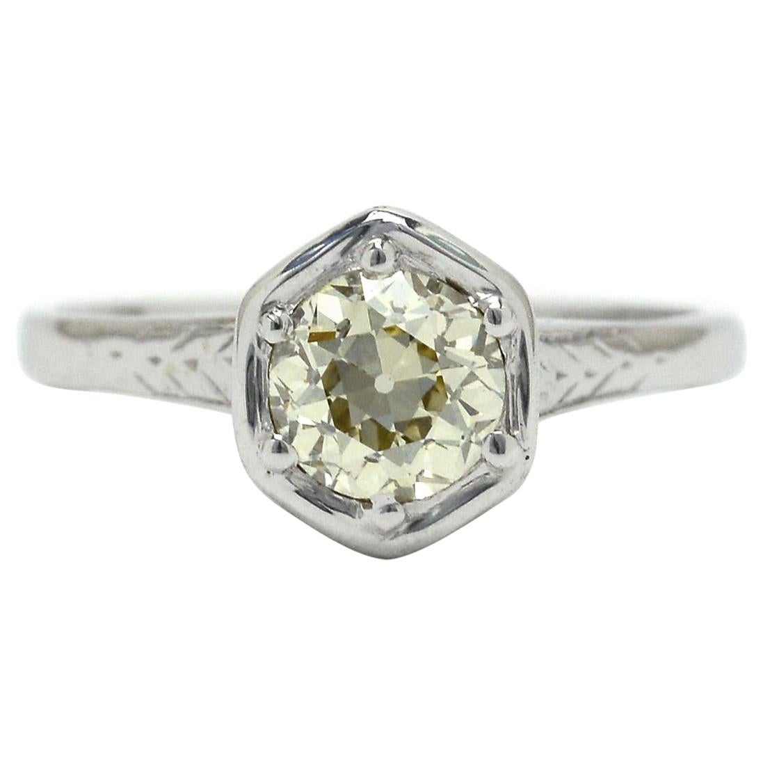 Anillo de compromiso Art Decó con diamante amarillo claro talla antigua 0,86 ct Oro blanco