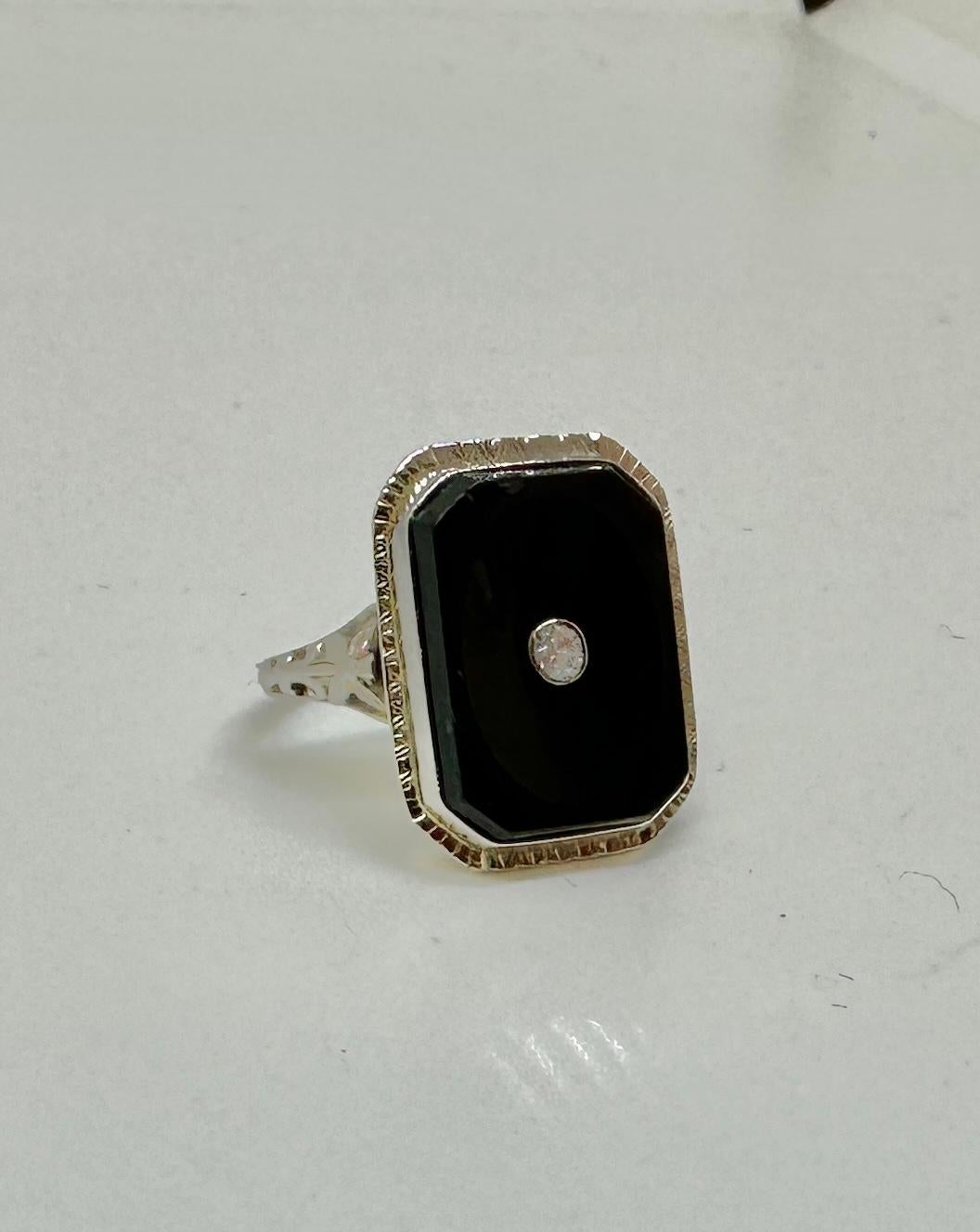 Women's or Men's Art Deco Old Mine Cut Diamond Black Onyx Ring Edwardian White Gold Wedding For Sale